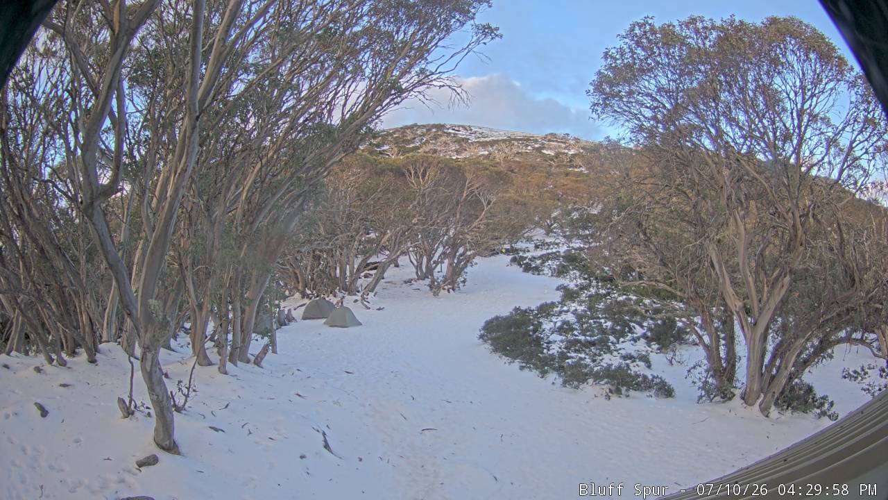 Mt Stirling Bluff Spur snow cam captured at 10 July 2026 at 4:40 pm AEST