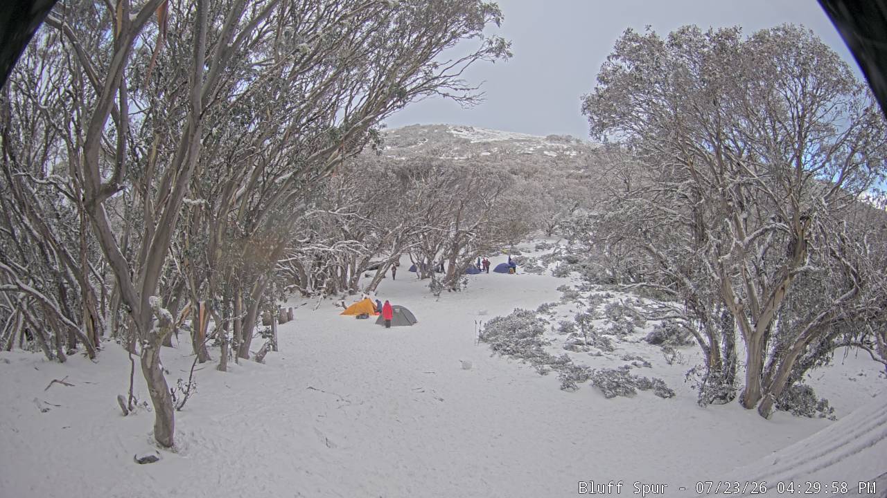 Mt Stirling Bluff Spur snow cam captured at 23 July 2026 at 4:32 pm AEST