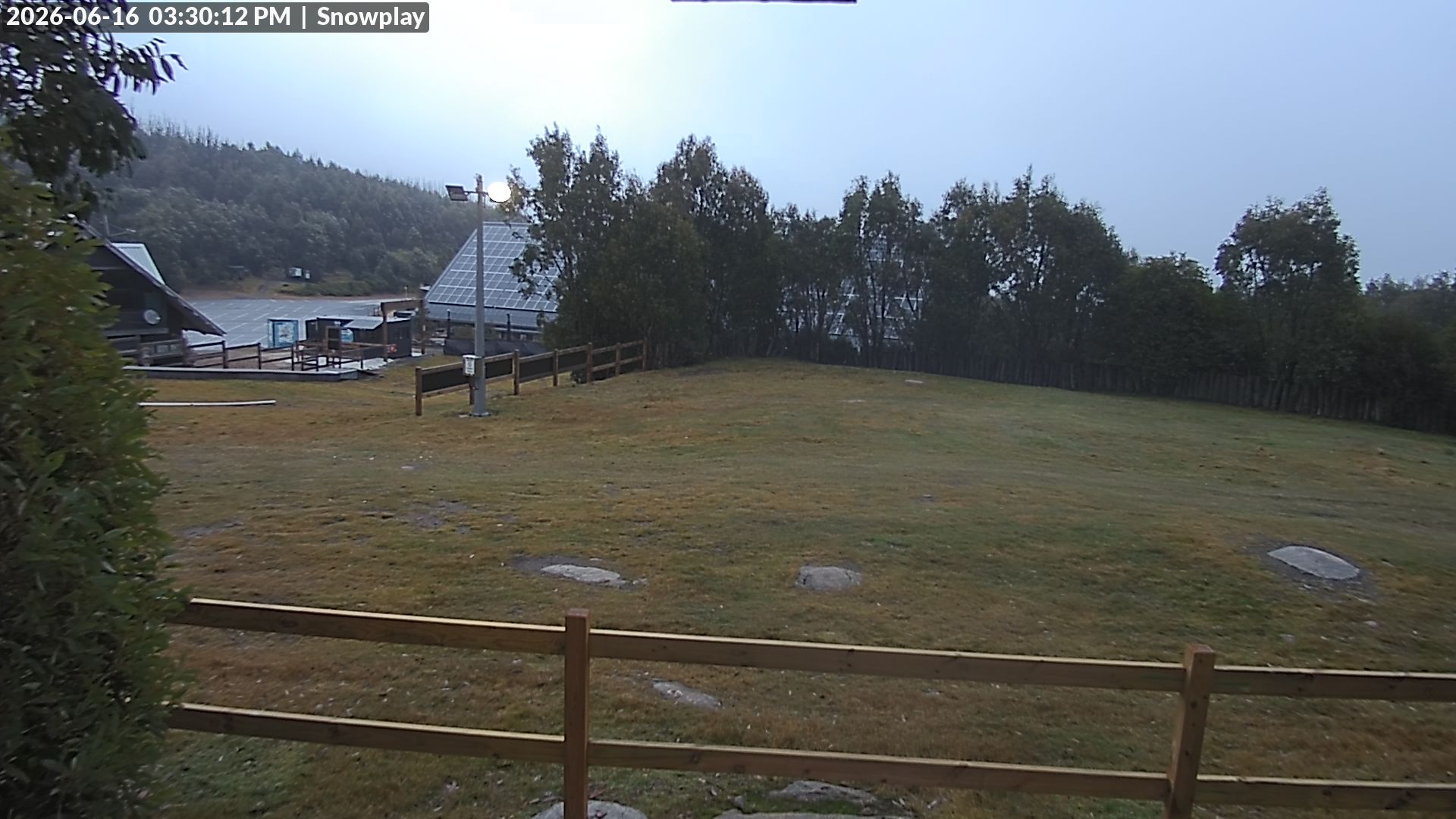 Lake Mountain Snow Play Area snow cam captured at 16 June 2026, 5:31 am