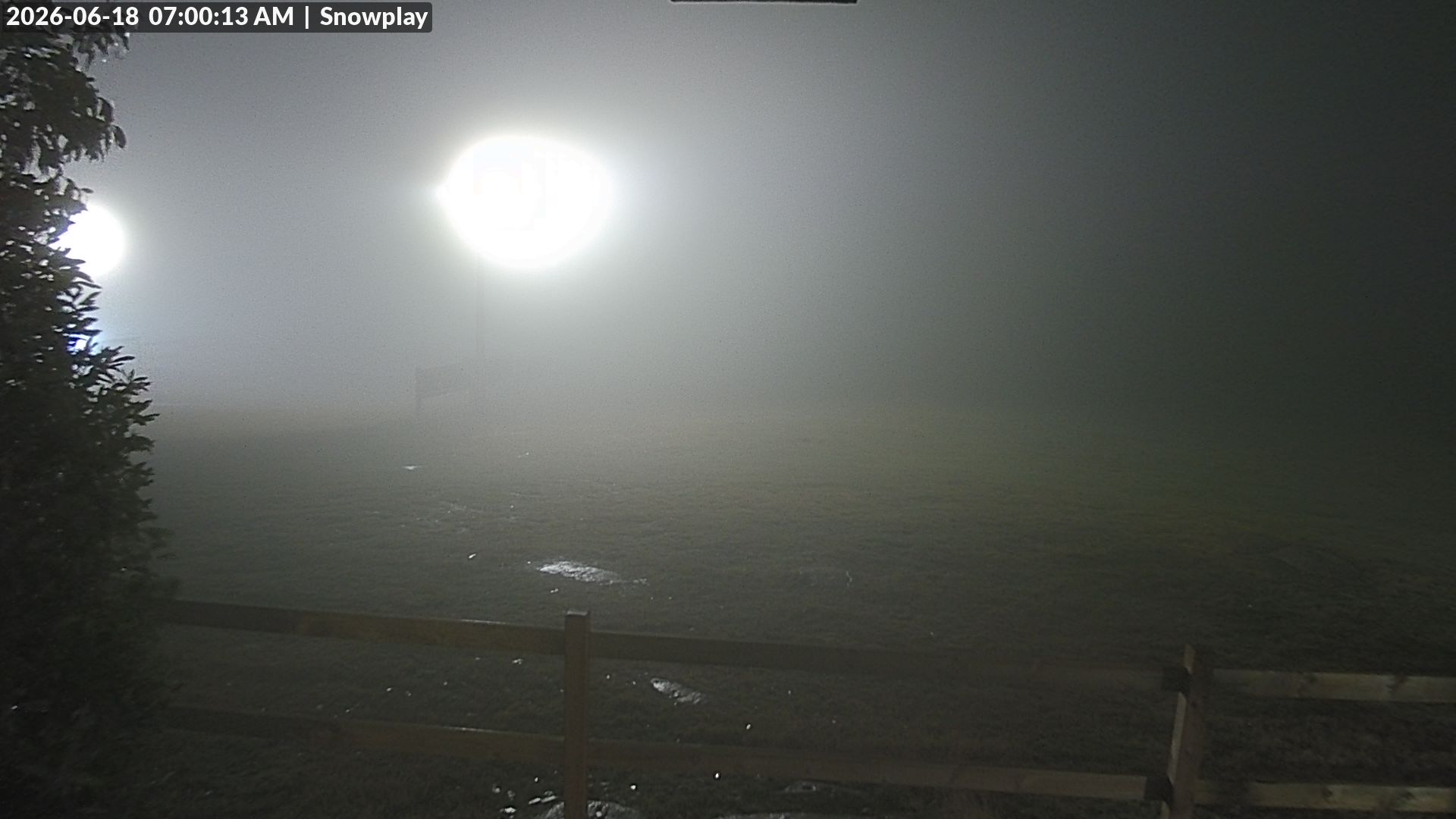 Lake Mountain Snow Play Area snow cam captured at 17 June 2026, 9:01 pm