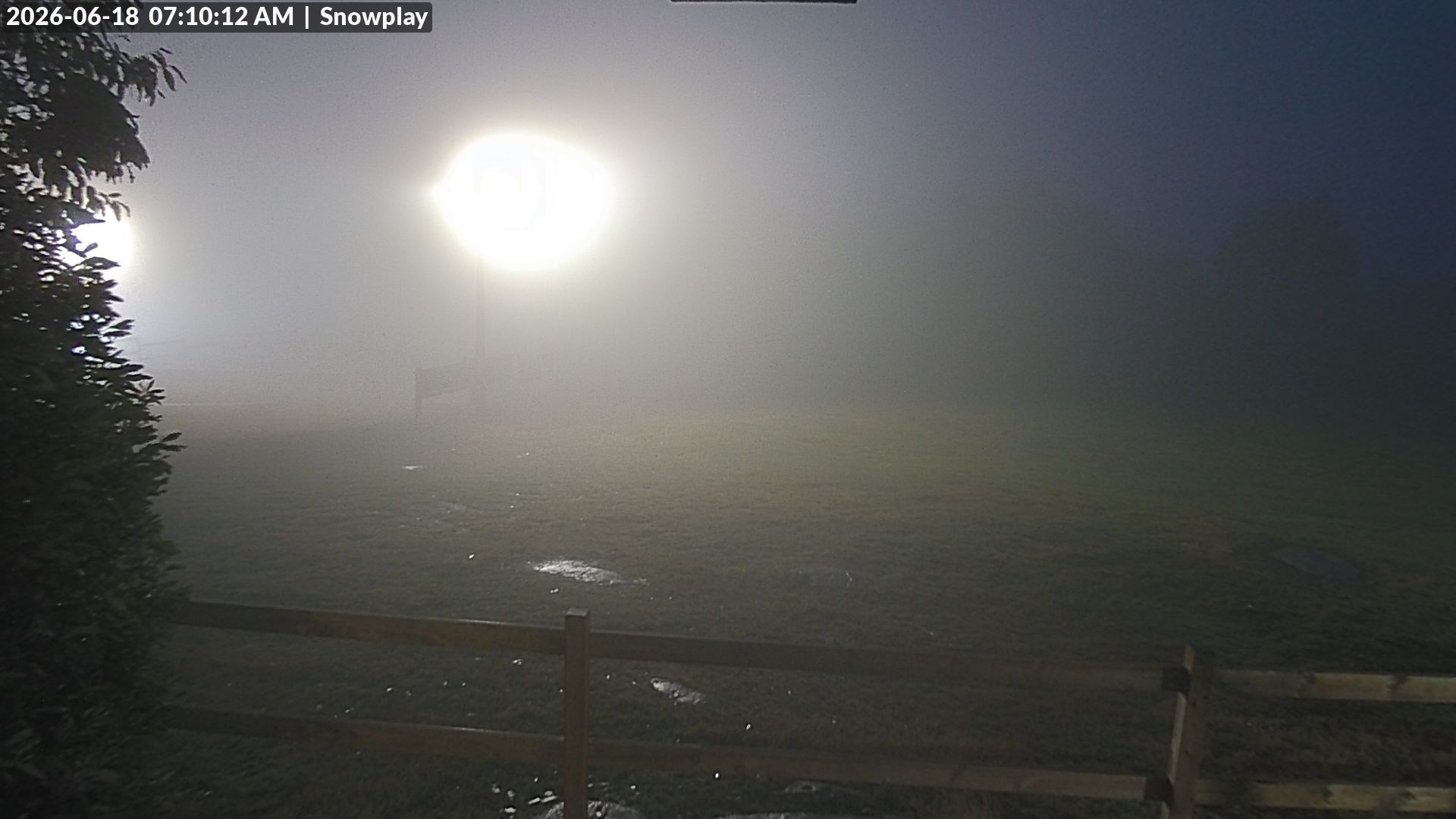 Lake Mountain Snow Play Area snow cam captured at 17 June 2026, 9:13 pm