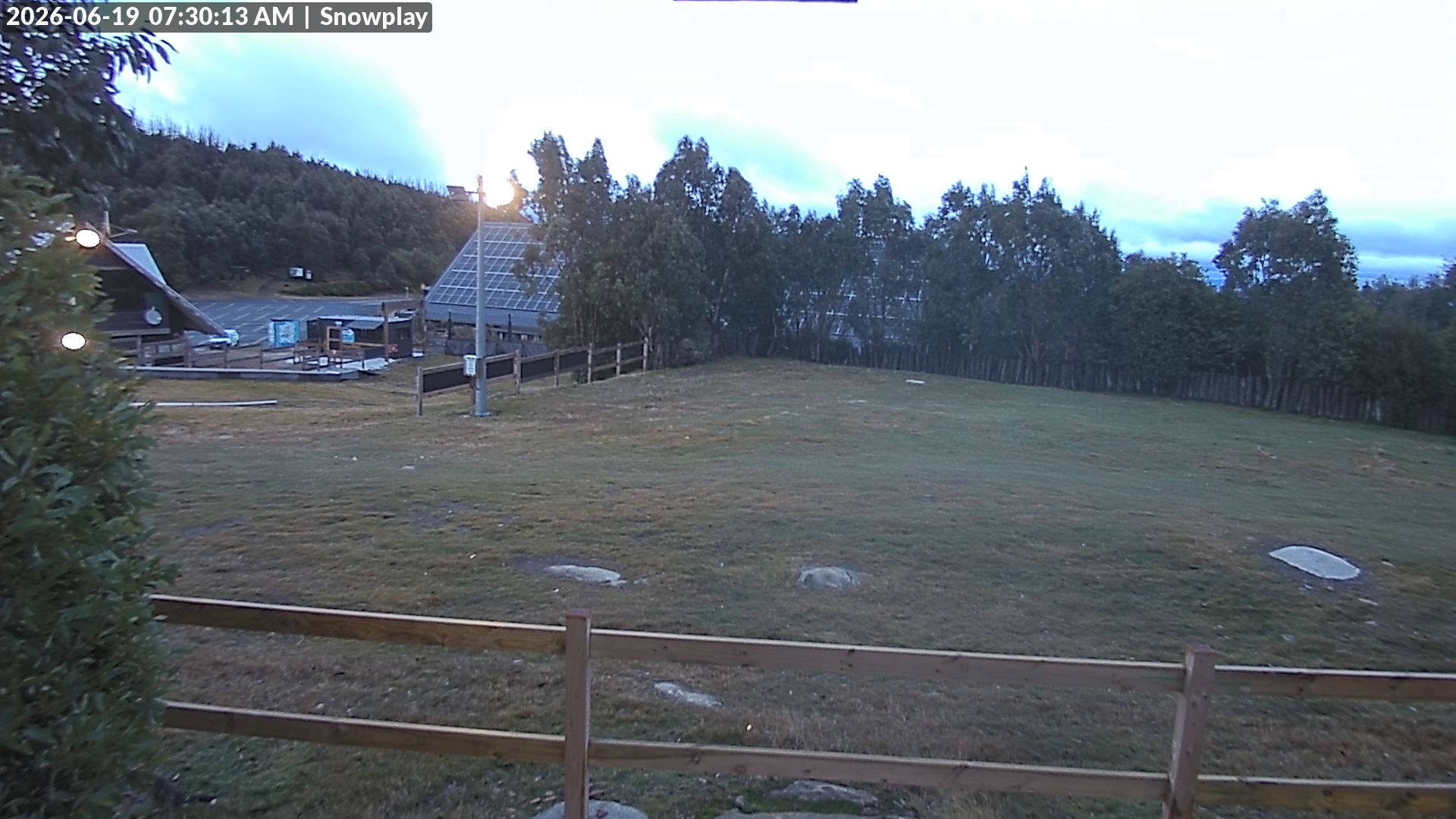 Lake Mountain Snow Play Area snow cam captured at 18 June 2026, 9:30 pm