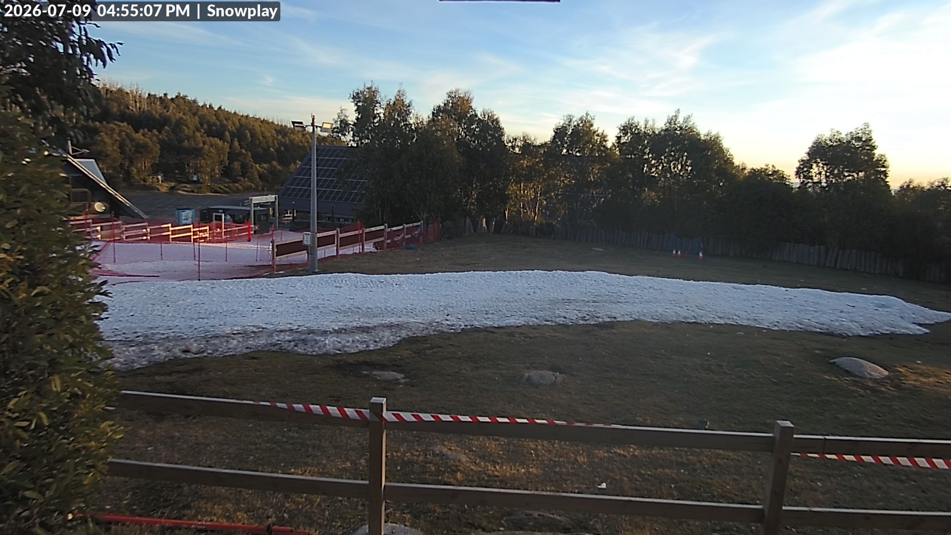 Lake Mountain Snow Play Area snow cam captured at 9 July 2026 at 4:59 pm AEST