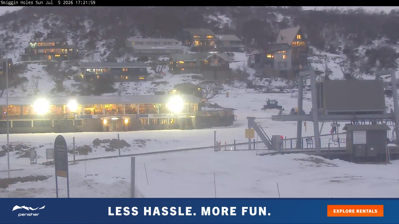 Perisher Smiggin Holes snow cam captured at 5 July 2026 at 5:30 pm AEST