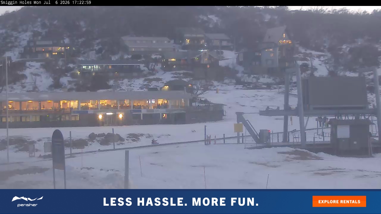 Perisher Smiggin Holes snow cam captured at 6 July 2026 at 5:31 pm AEST