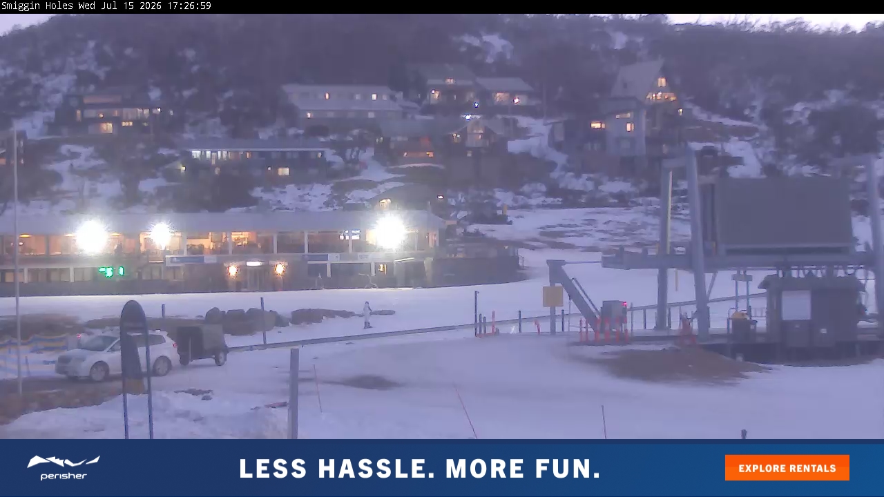 Perisher Smiggin Holes snow cam captured at 15 July 2026 at 5:29 pm AEST