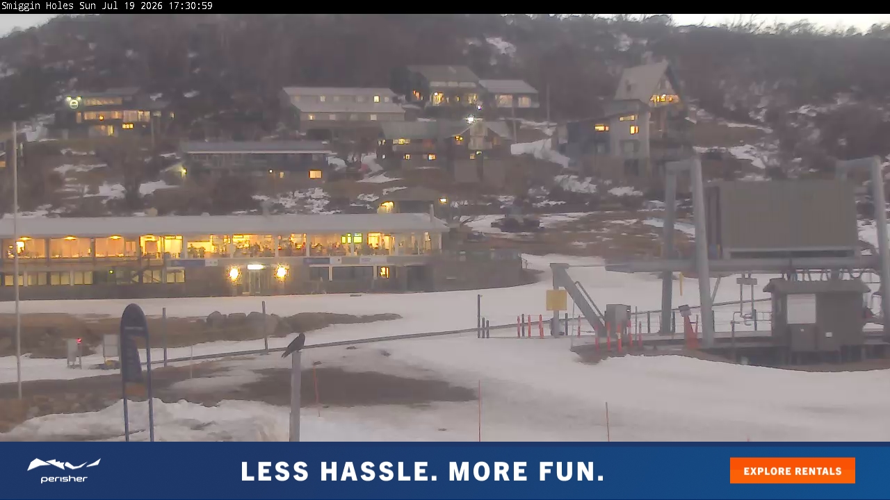 Perisher Smiggin Holes snow cam captured at 19 July 2026 at 5:33 pm AEST