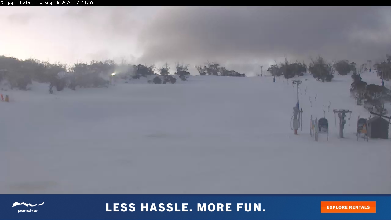Perisher Smiggin Holes snow cam captured at 6 August 2026 at 5:45 pm AEST