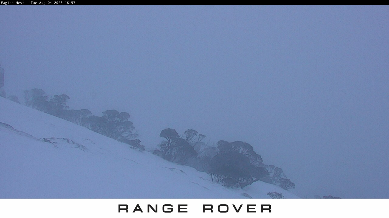 Thredbo Central Spur snow cam captured at 4 August 2026 at 5:07 pm AEST