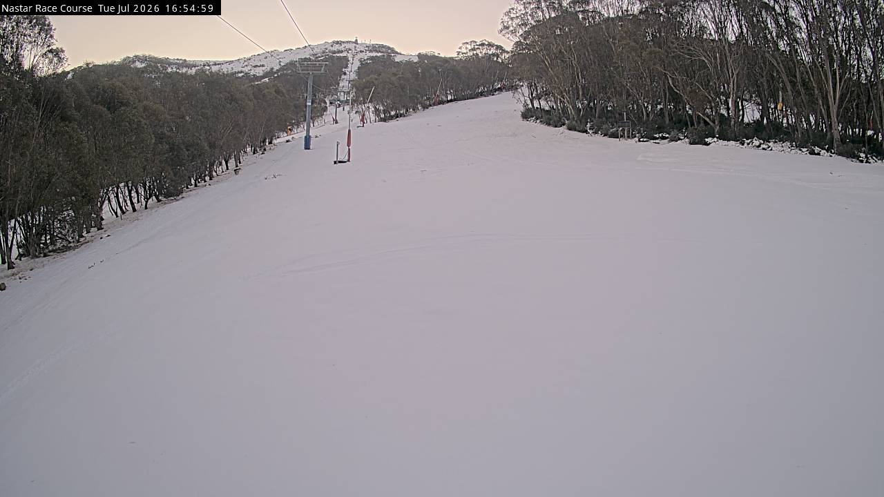 Thredbo Mid-Mountain snow cam captured at 7 July 2026 at 5:00 pm AEST
