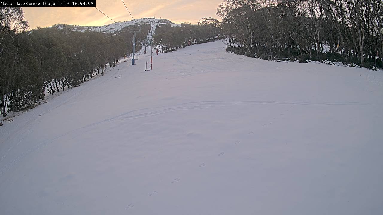 Thredbo Mid-Mountain snow cam captured at 9 July 2026 at 5:02 pm AEST