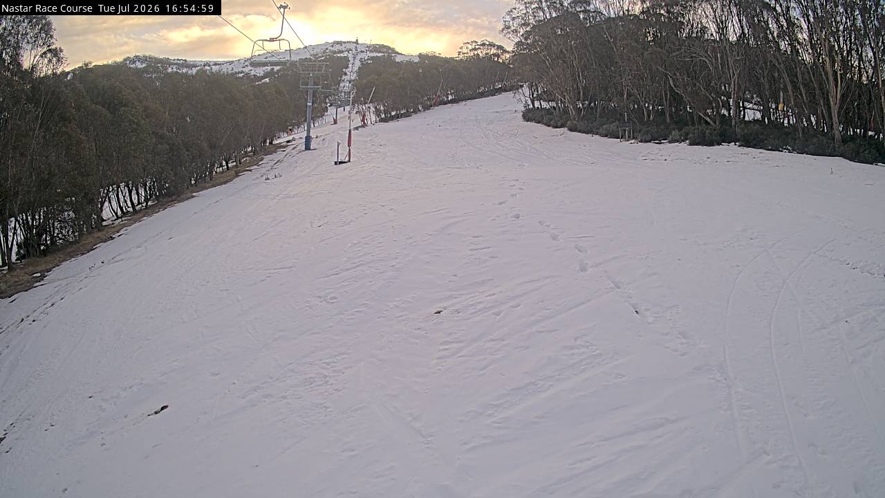 Thredbo Mid-Mountain snow cam captured at 21 July 2026 at 5:03 pm AEST