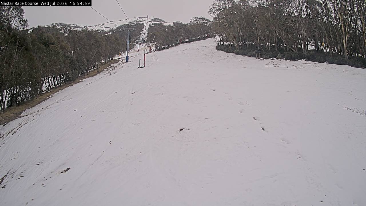 Thredbo Mid-Mountain snow cam captured at 22 July 2026 at 5:04 pm AEST