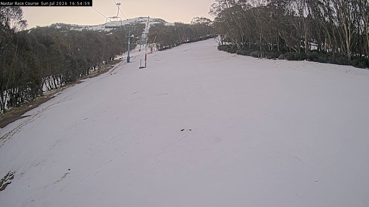 Thredbo Mid-Mountain snow cam captured at 26 July 2026 at 4:58 pm AEST