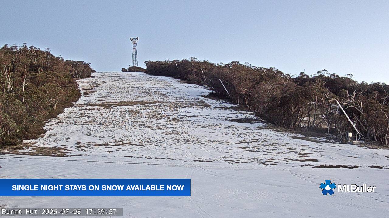 Mt Buller Burnt Hut snow cam captured at 8 July 2026 at 5:33 pm AEST