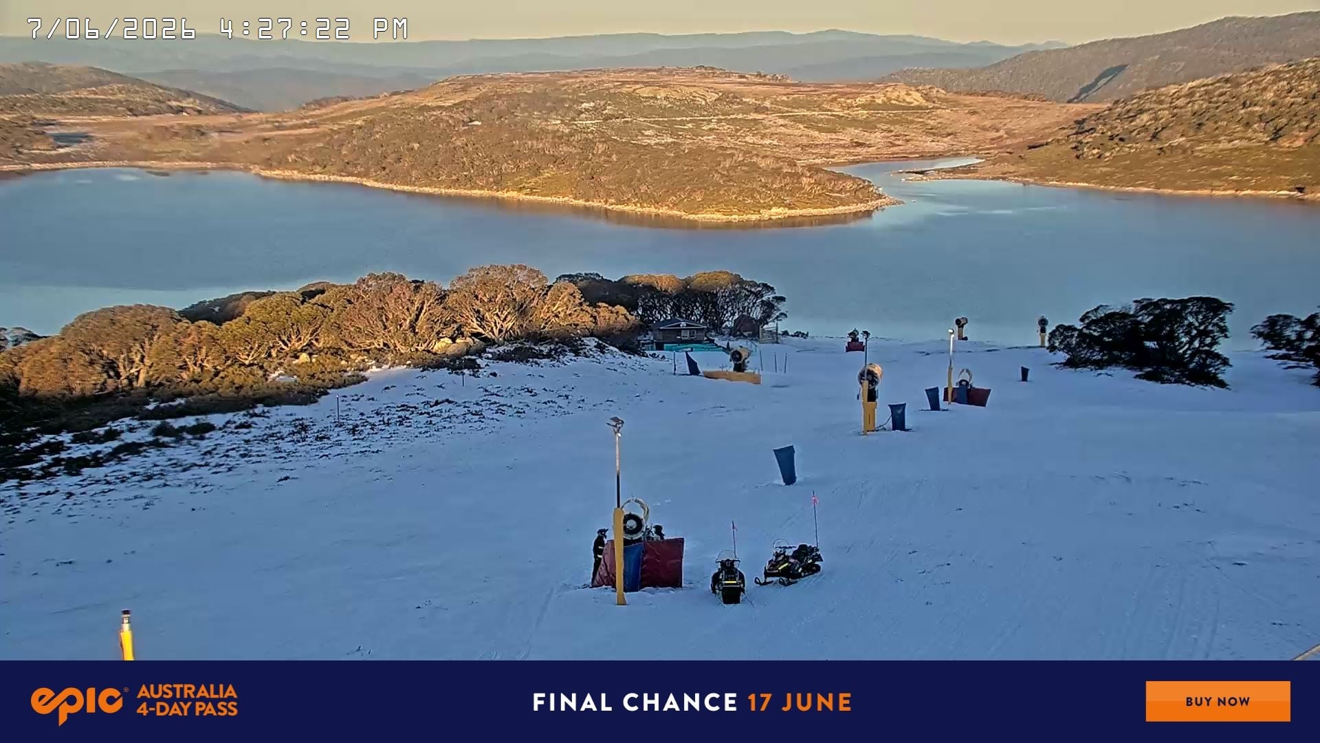 Falls Creek Drovers Dream Lake View snow cam captured at 7 June 2026, 6:34 am