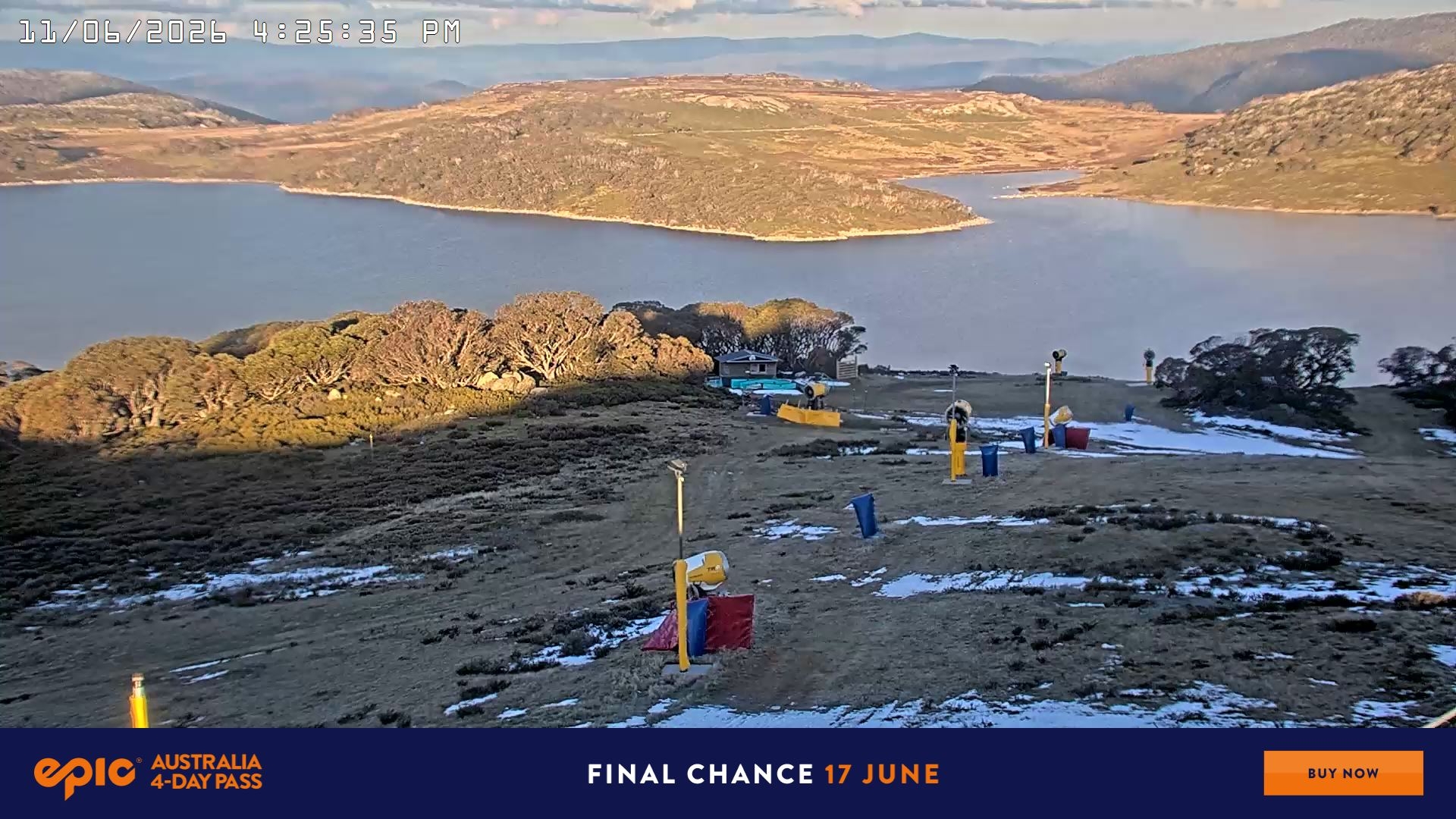 Falls Creek Drovers Dream Lake View snow cam captured at 11 June 2026, 6:32 am