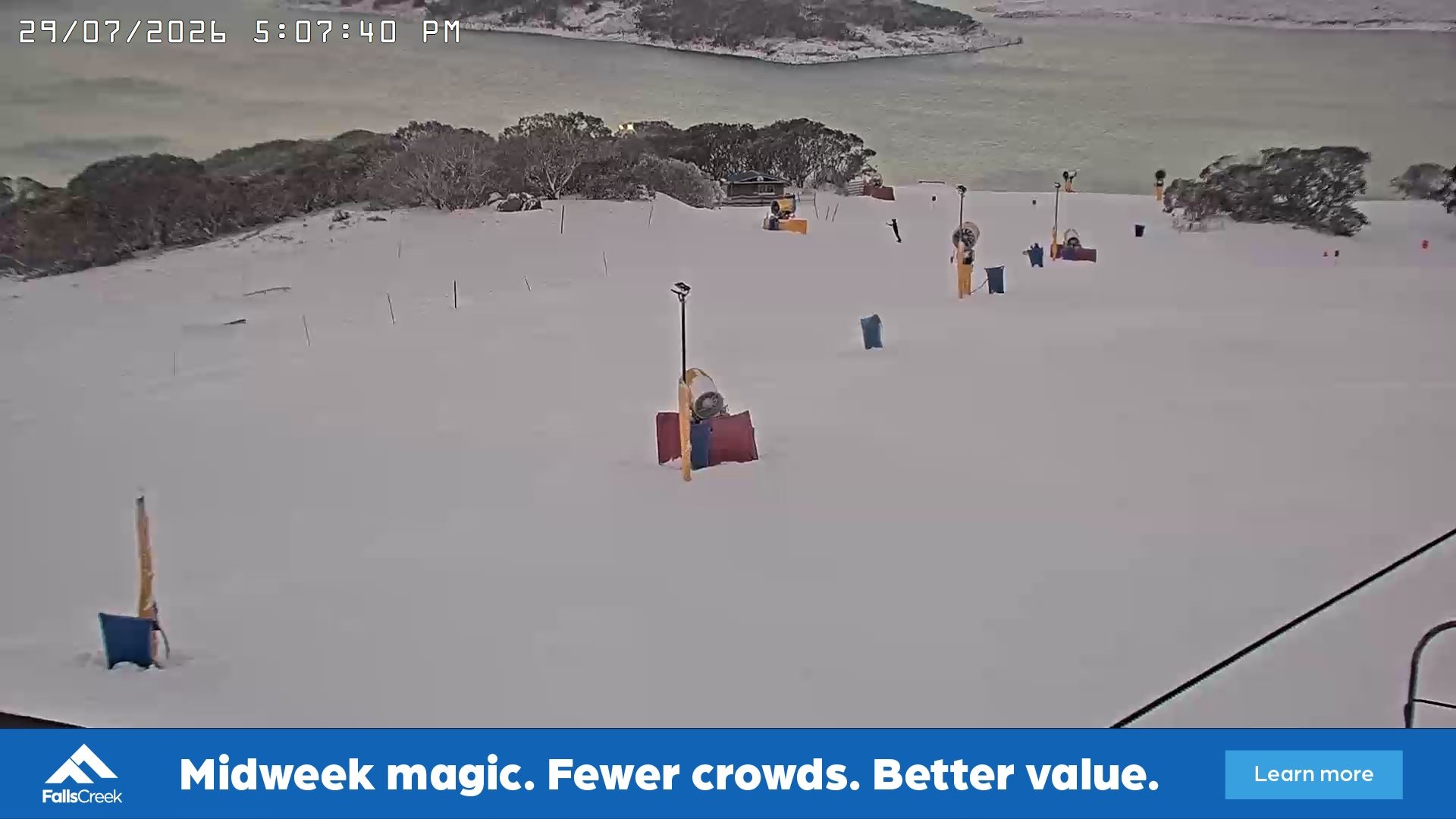 Falls Creek Drover's Dream Lake View snow cam captured at 29 July 2026 at 5:12 pm AEST