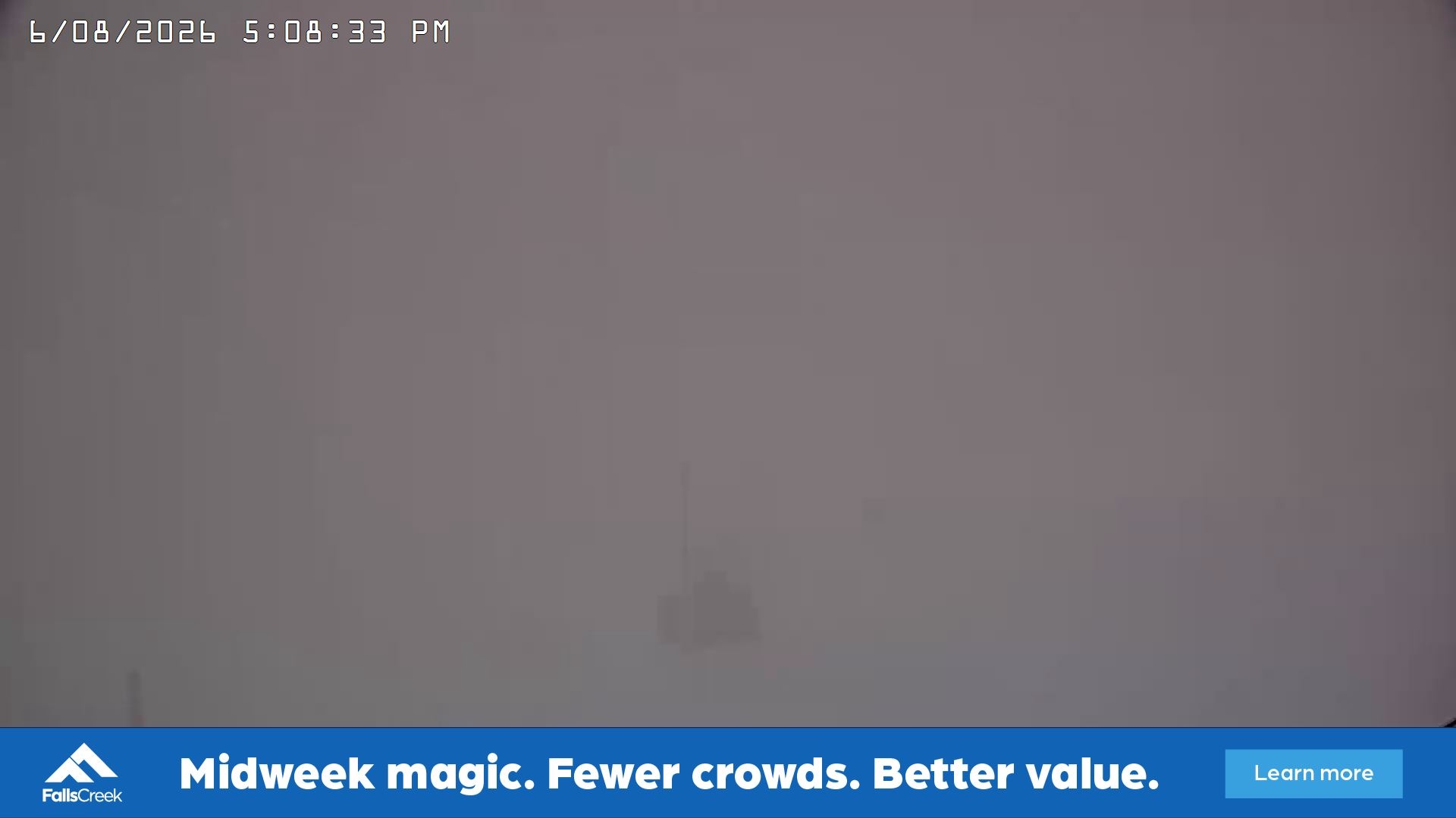Falls Creek Drover's Dream Lake View snow cam captured at 6 August 2026 at 5:14 pm AEST
