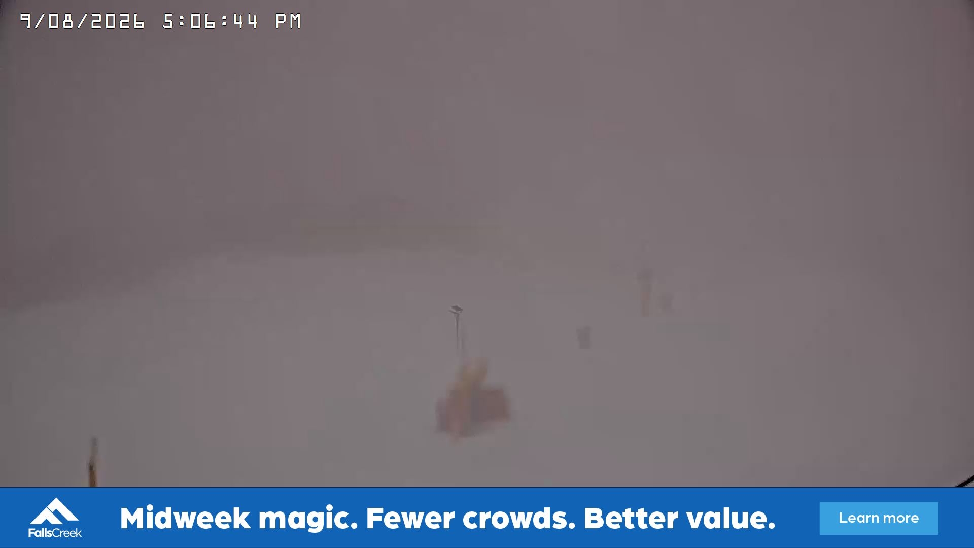 Falls Creek Drover's Dream Lake View snow cam captured at 9 August 2026 at 5:17 pm AEST