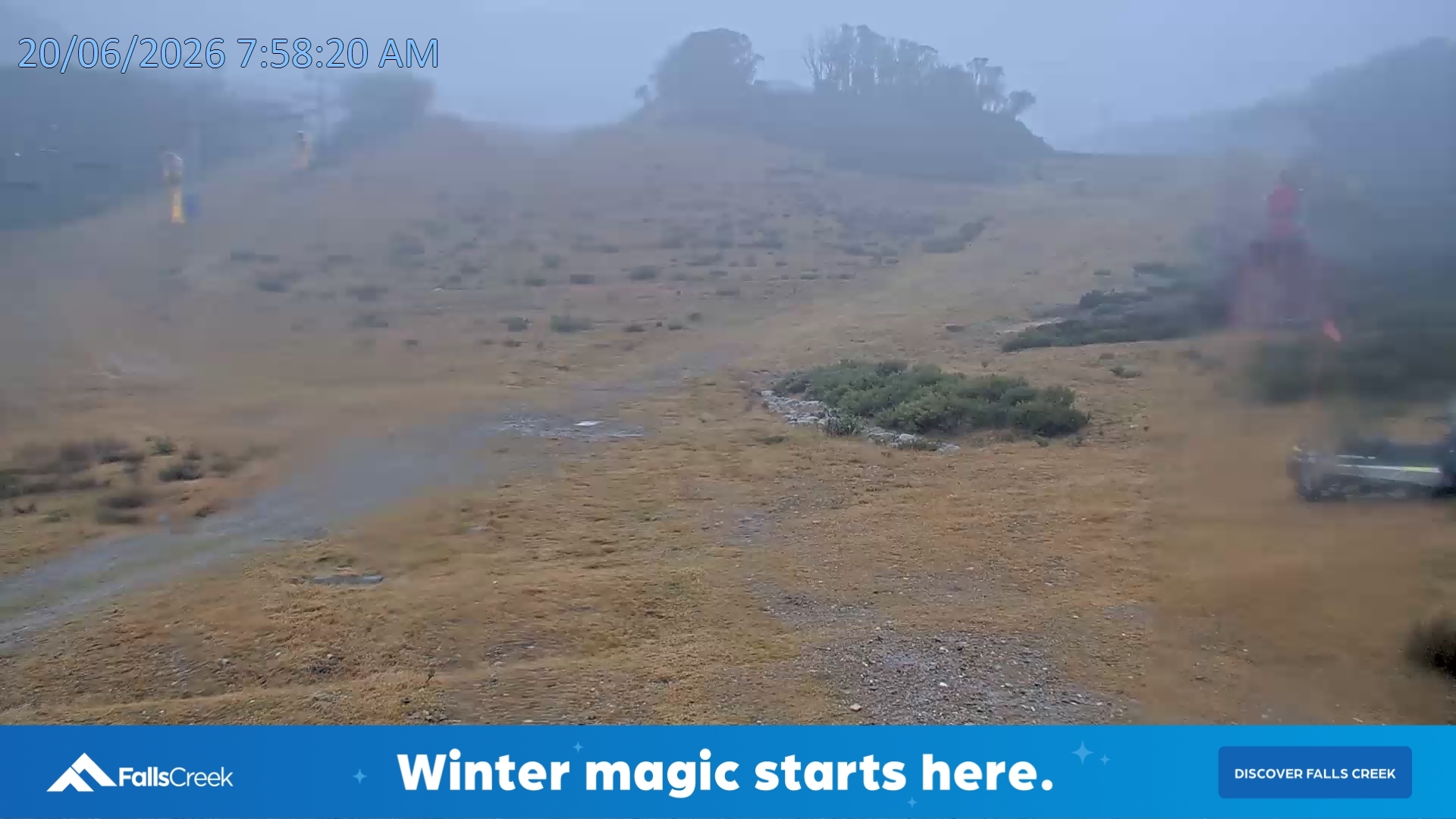 Falls Creek Towers snow cam captured at 19 June 2026, 10:01 pm