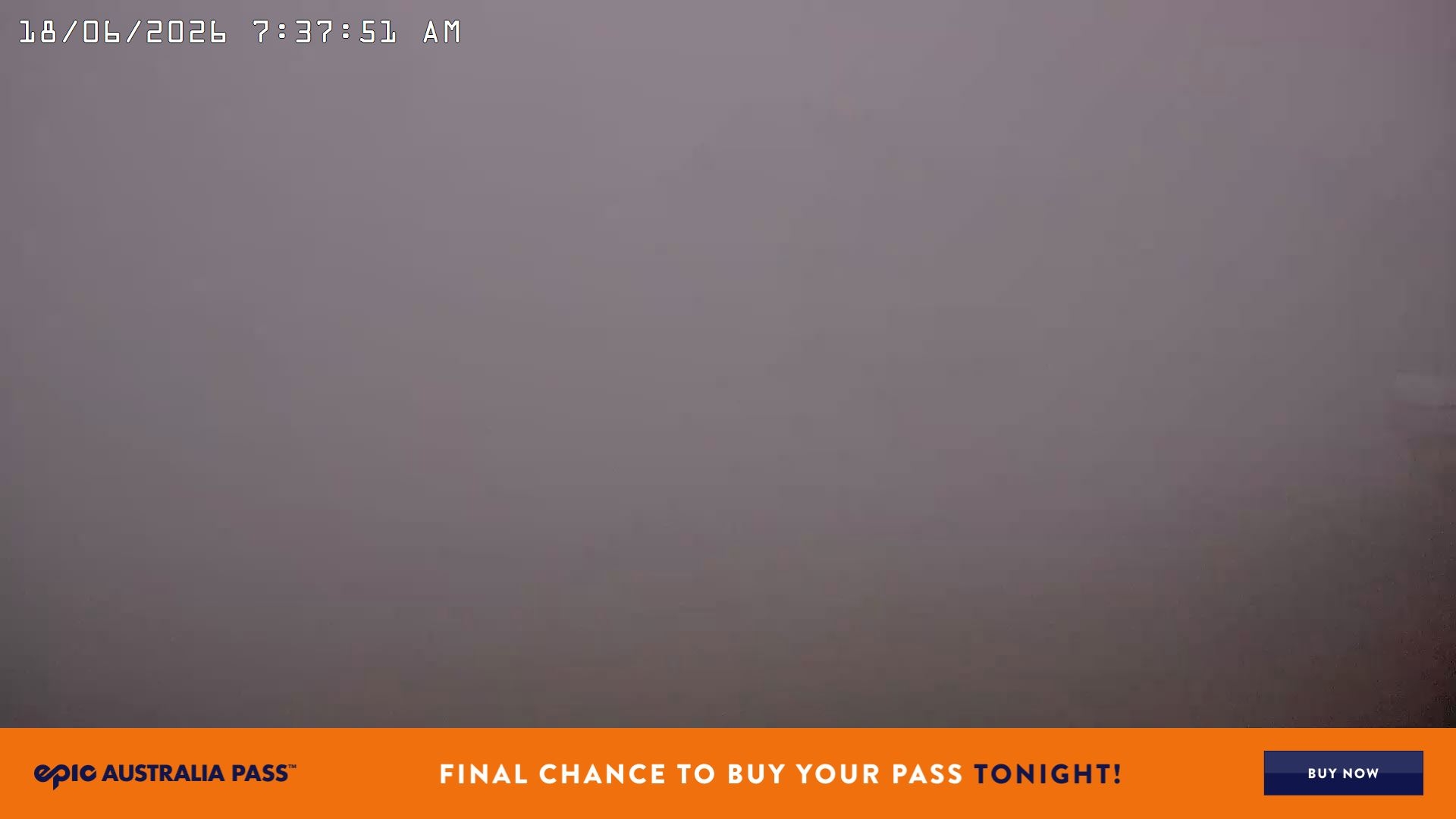 Falls Creek Main Street snow cam captured at 17 June 2026, 9:40 pm