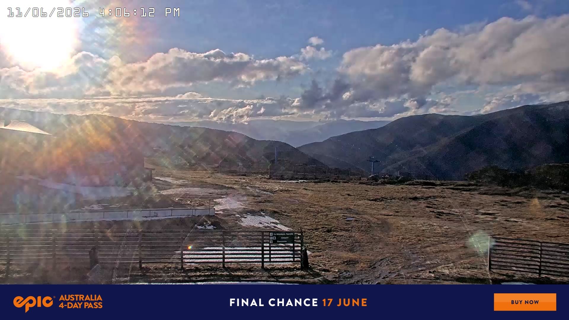 Falls Creek Cloud 9 snow cam captured at 11 June 2026, 6:14 am