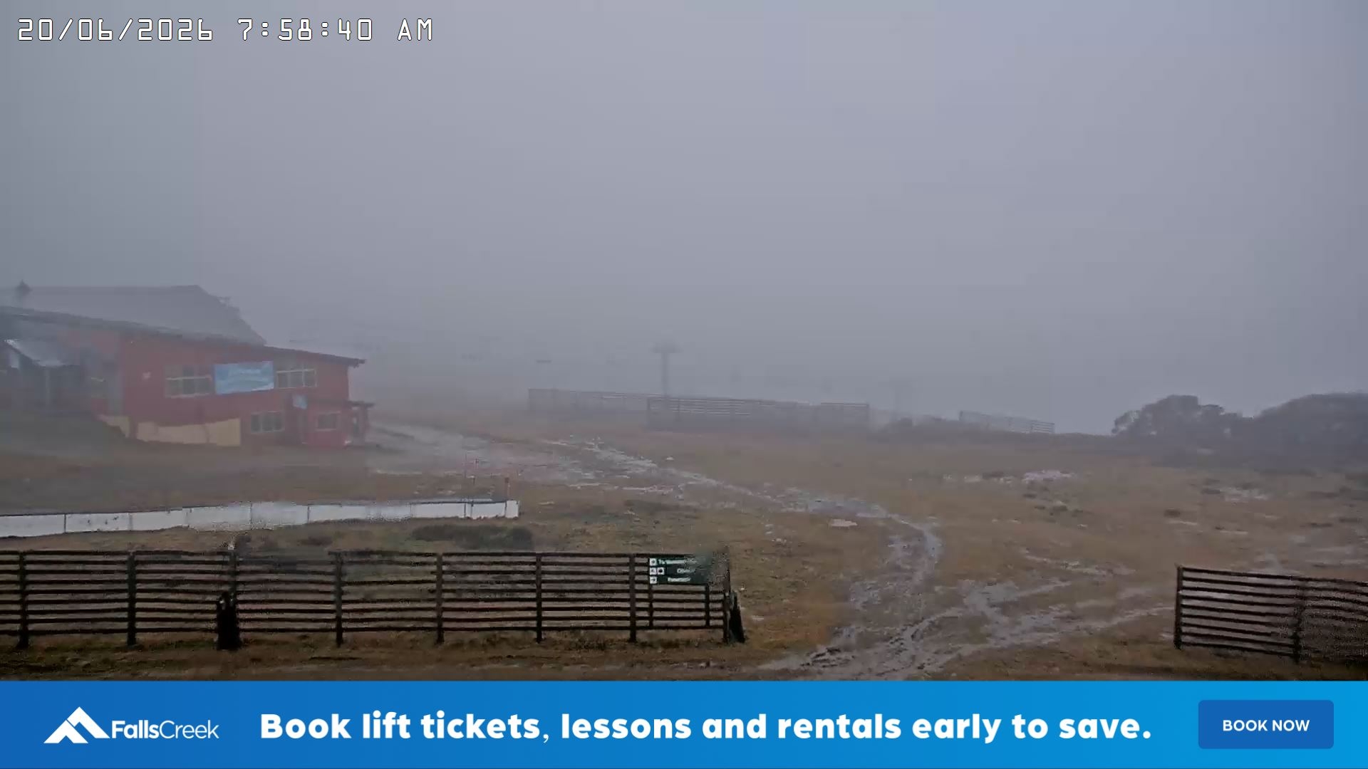 Falls Creek Cloud 9 snow cam captured at 19 June 2026, 10:01 pm