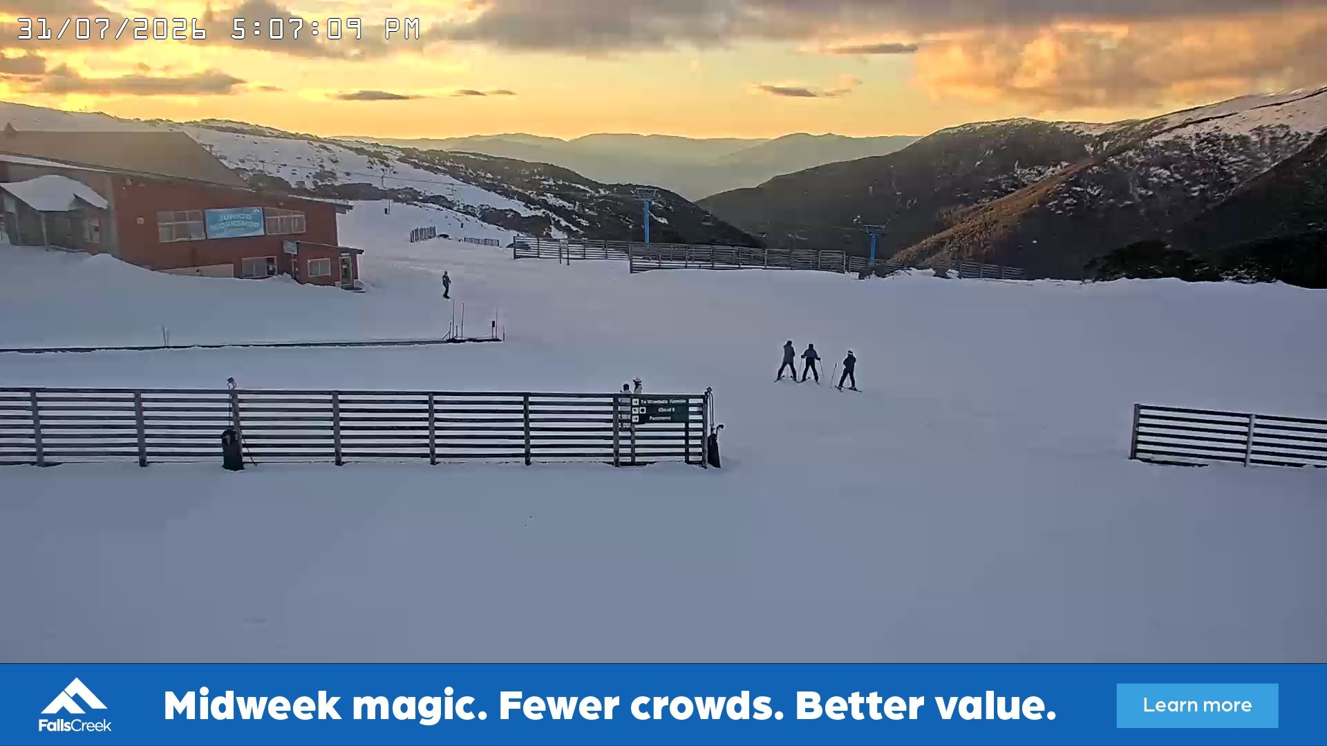Falls Creek Cloud 9 snow cam captured at 31 July 2026 at 5:13 pm AEST
