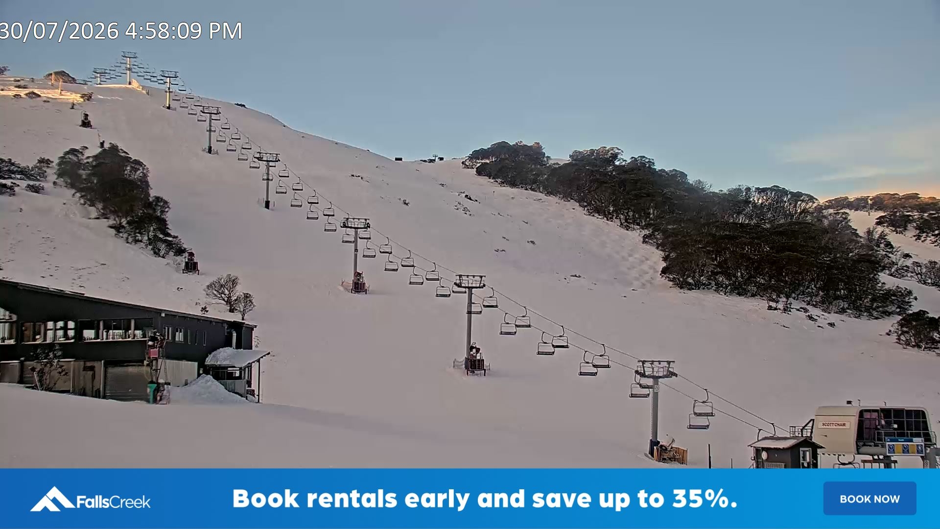 Falls Creek Scott Chair snow cam captured at 30 July 2026 at 5:01 pm AEST