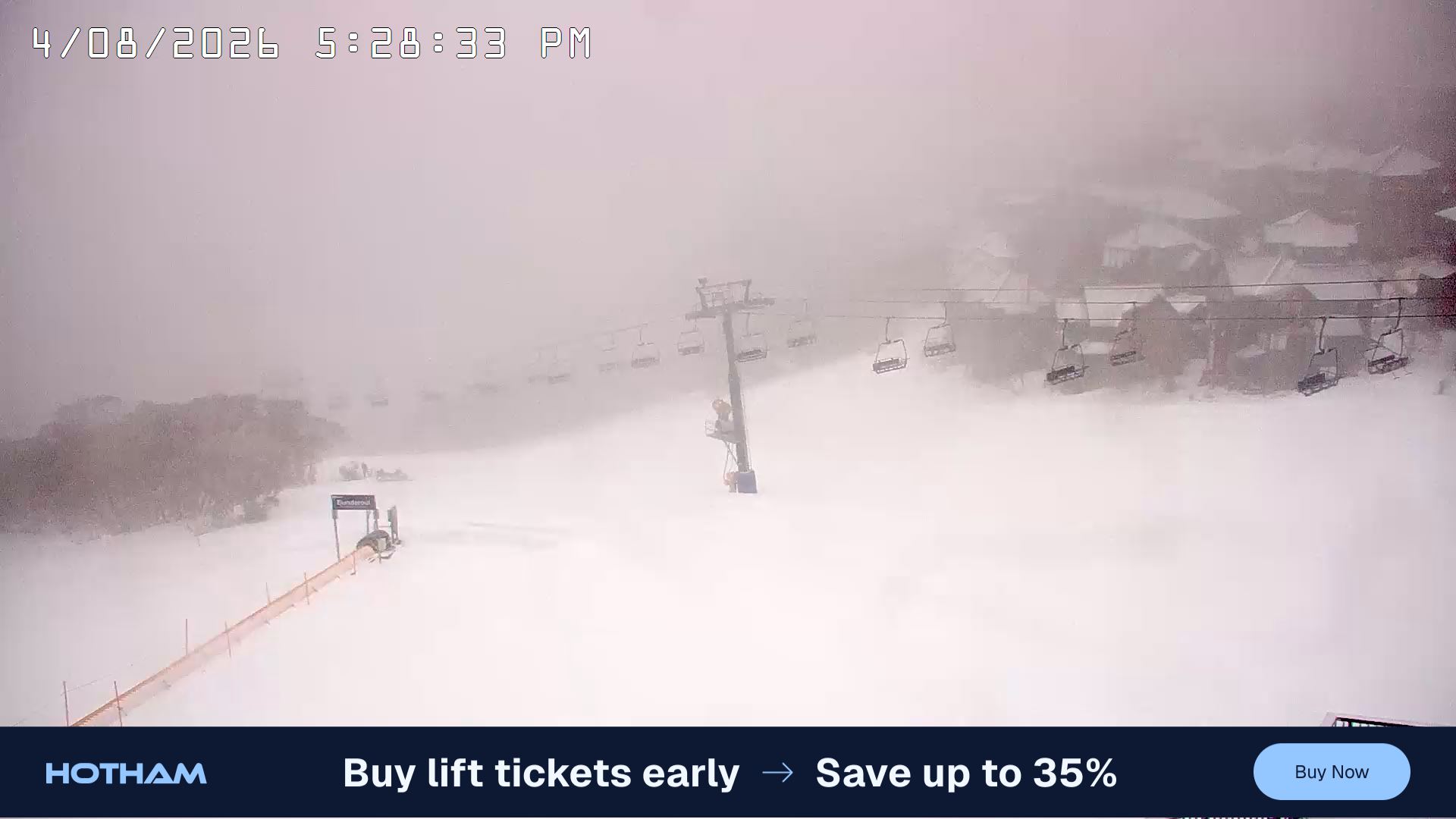 Mt Hotham Hotham Heights snow cam captured at 4 August 2026 at 5:39 pm AEST