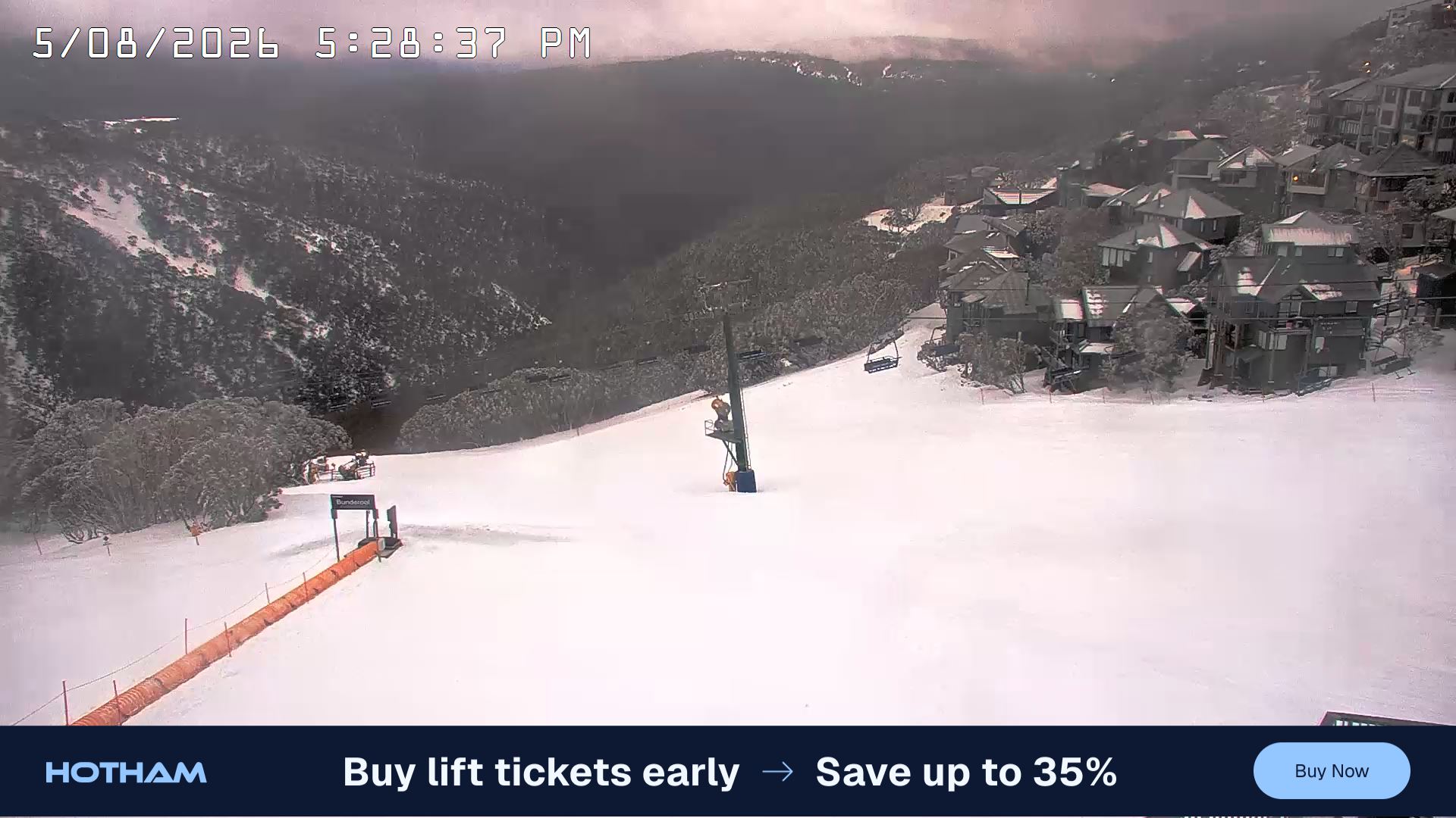 Mt Hotham Hotham Heights snow cam captured at 5 August 2026 at 5:39 pm AEST