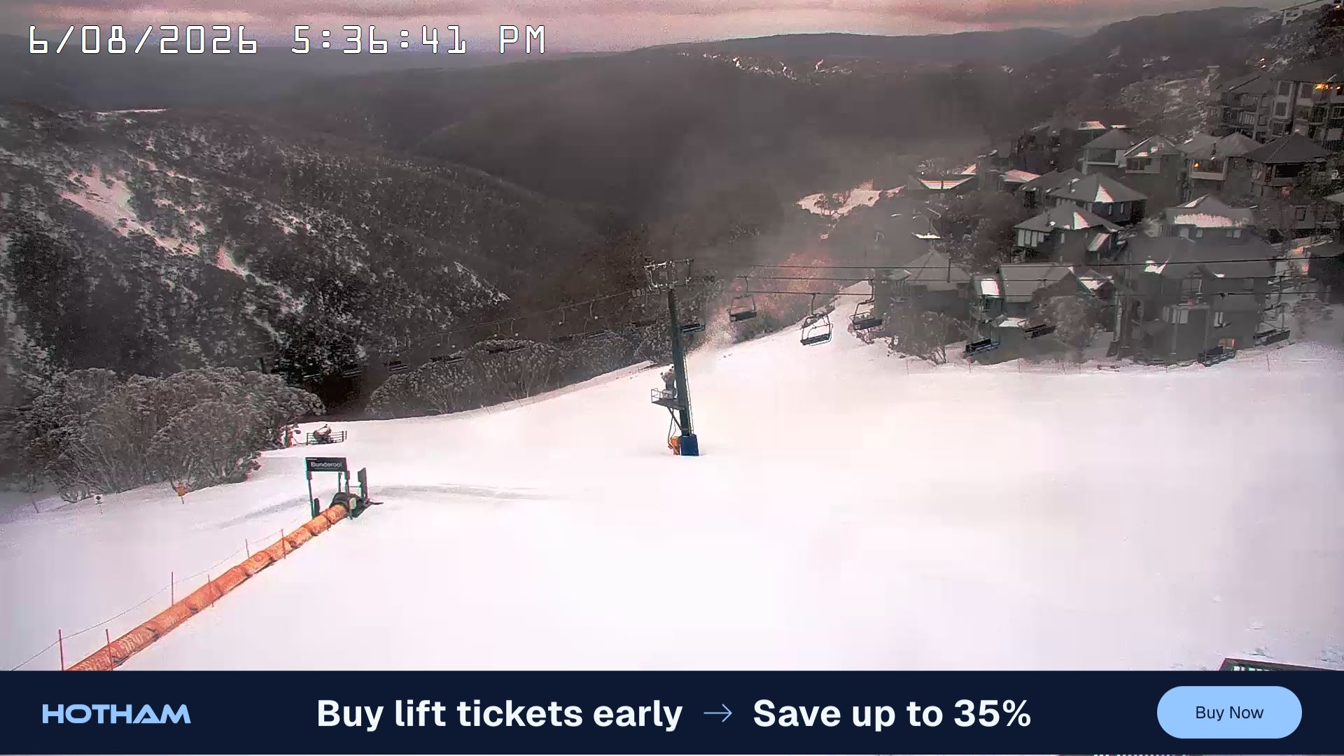 Mt Hotham Hotham Heights snow cam captured at 6 August 2026 at 5:40 pm AEST