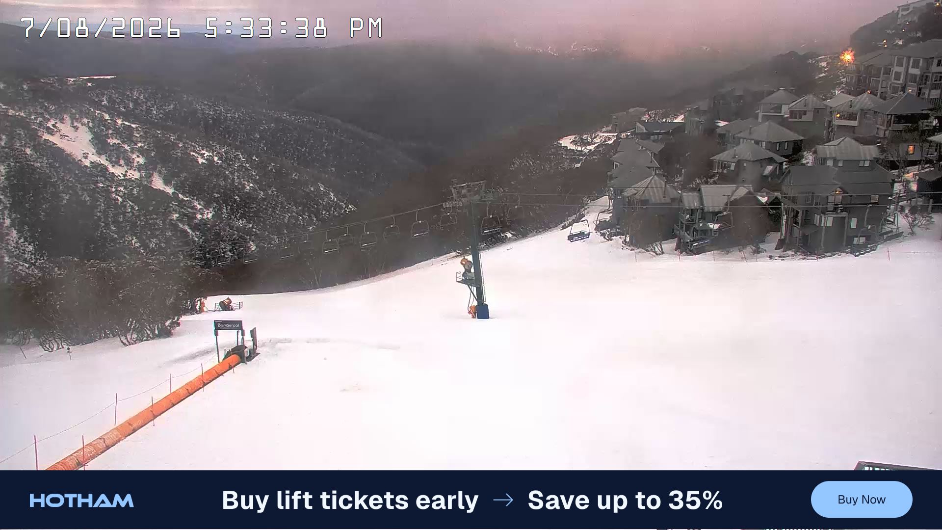 Mt Hotham Hotham Heights snow cam captured at 7 August 2026 at 5:41 pm AEST