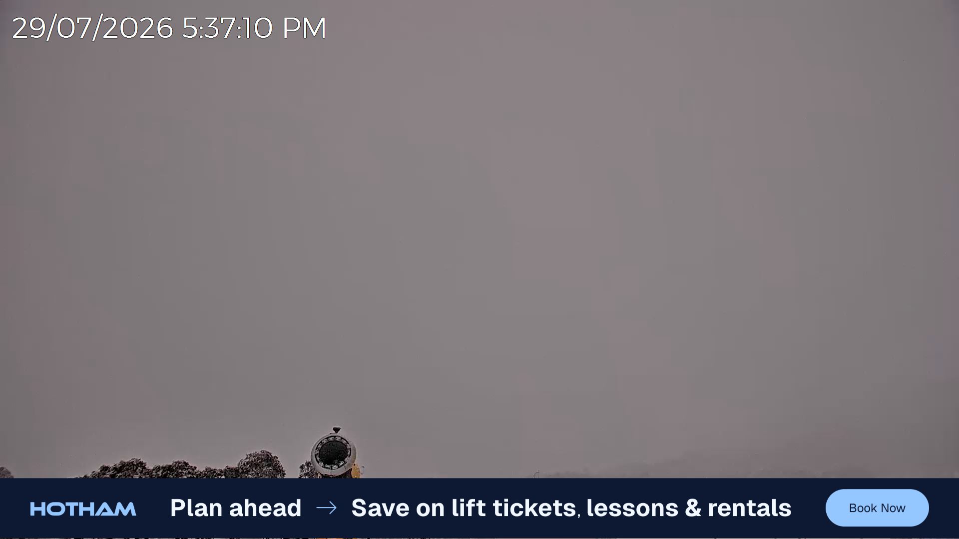 Mt Hotham Razorback snow cam captured at 29 July 2026 at 5:46 pm AEST