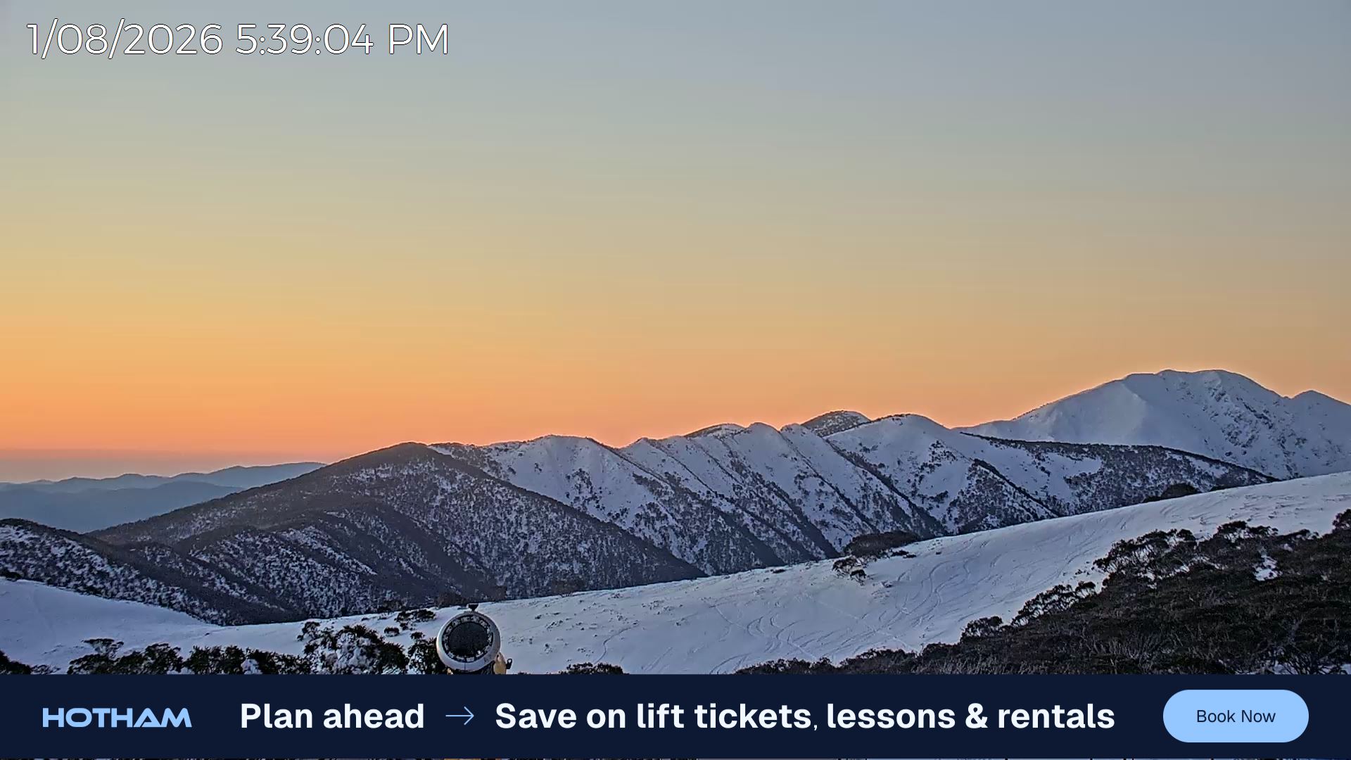 Mt Hotham Razorback snow cam captured at 1 August 2026 at 5:41 pm AEST