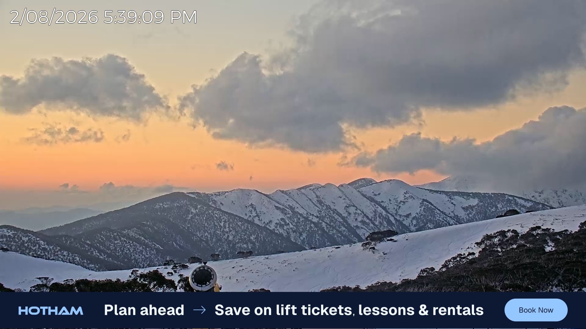 Mt Hotham Razorback snow cam captured at 2 August 2026 at 5:49 pm AEST