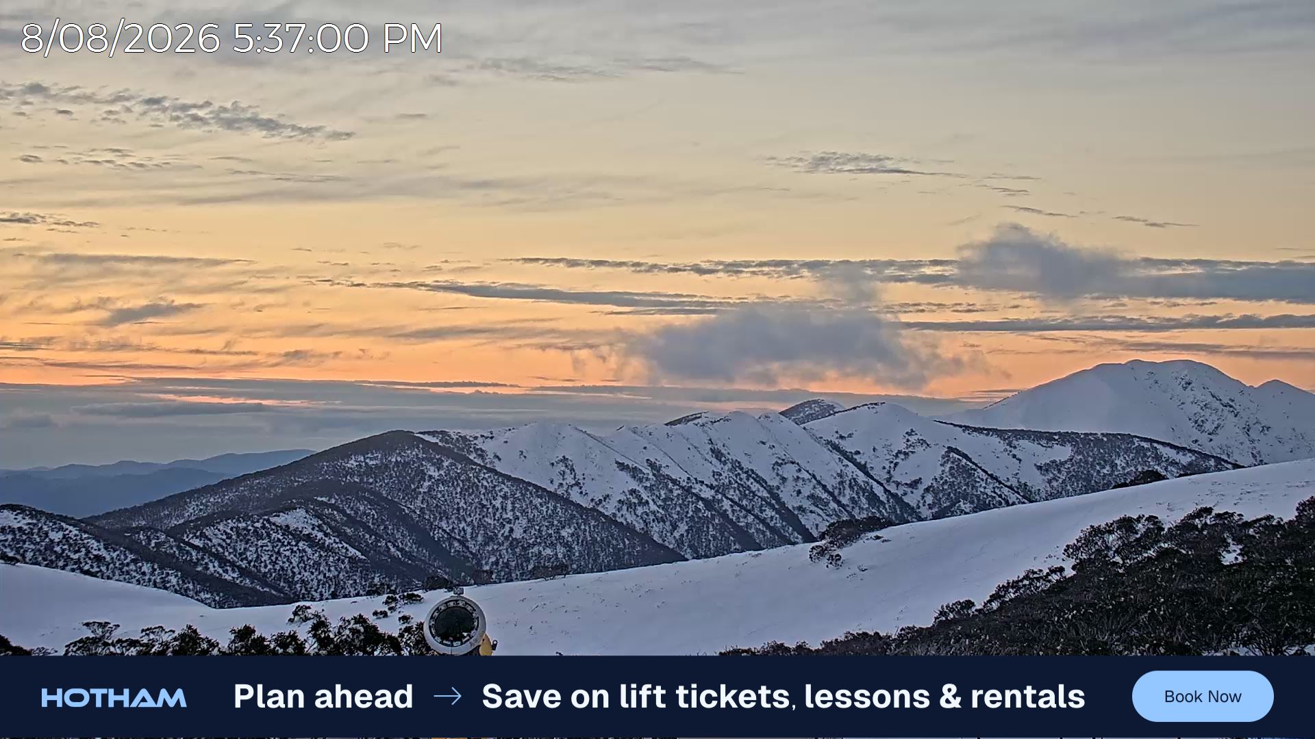 Mt Hotham Razorback snow cam captured at 8 August 2026 at 5:42 pm AEST