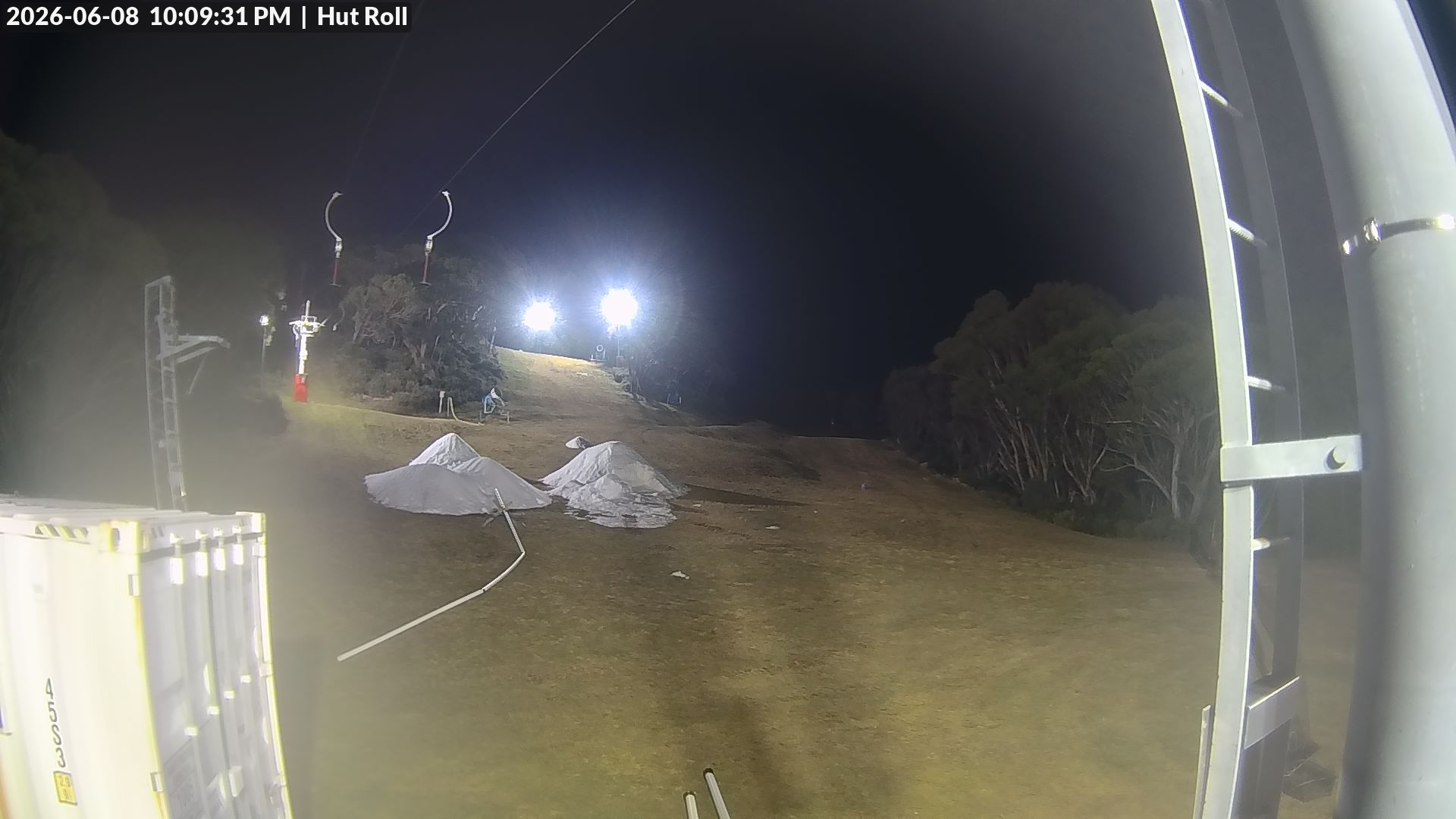 Mt Baw Baw Hut Roll snow cam captured at 8 June 2026, 12:10 pm