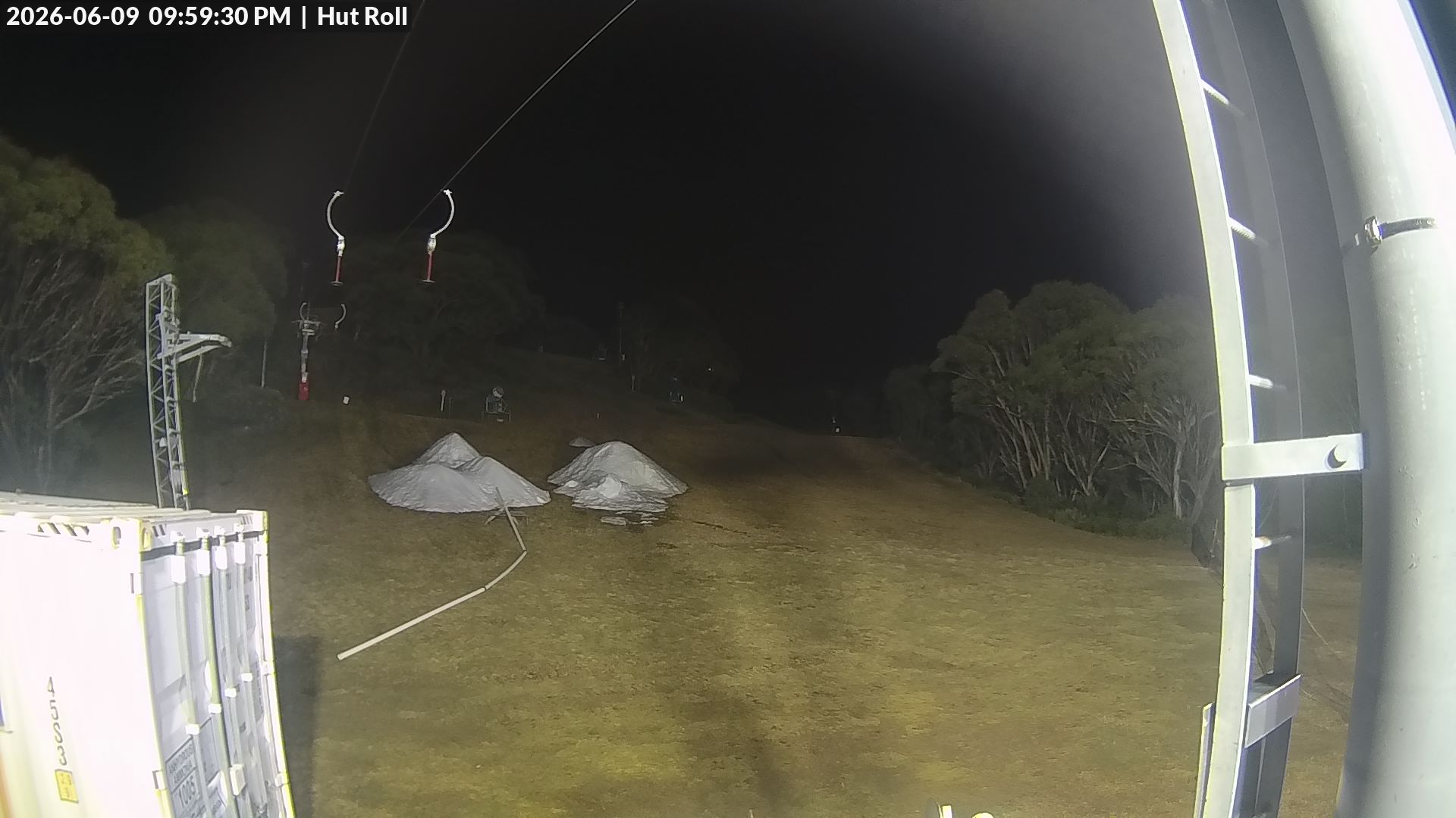 Mt Baw Baw Hut Roll snow cam captured at 9 June 2026, 12:04 pm