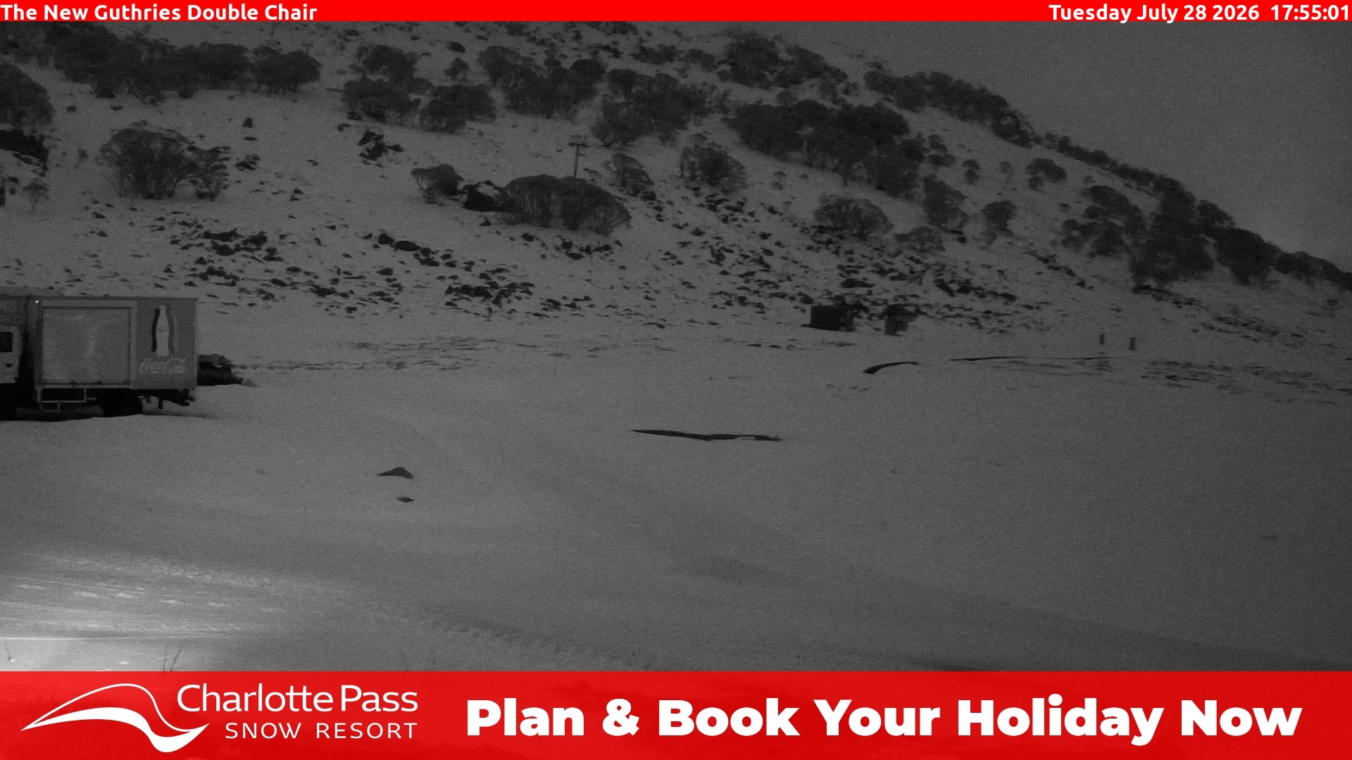 Charlotte Pass Mountain Range and Top of the World snow cam captured at 28 July 2026 at 6:05 pm AEST