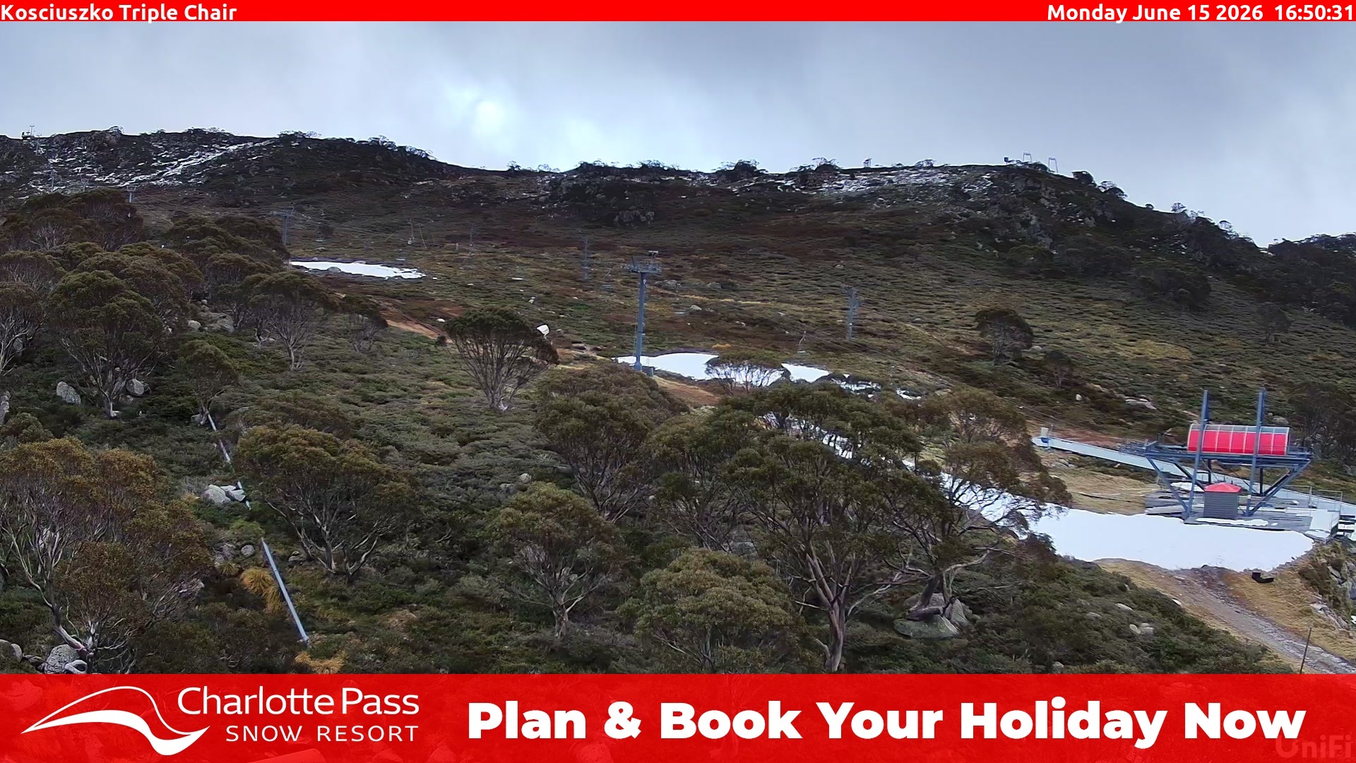 Charlotte Pass Kosciuszko Triple Chair snow cam captured at 15 June 2026, 6:53 am
