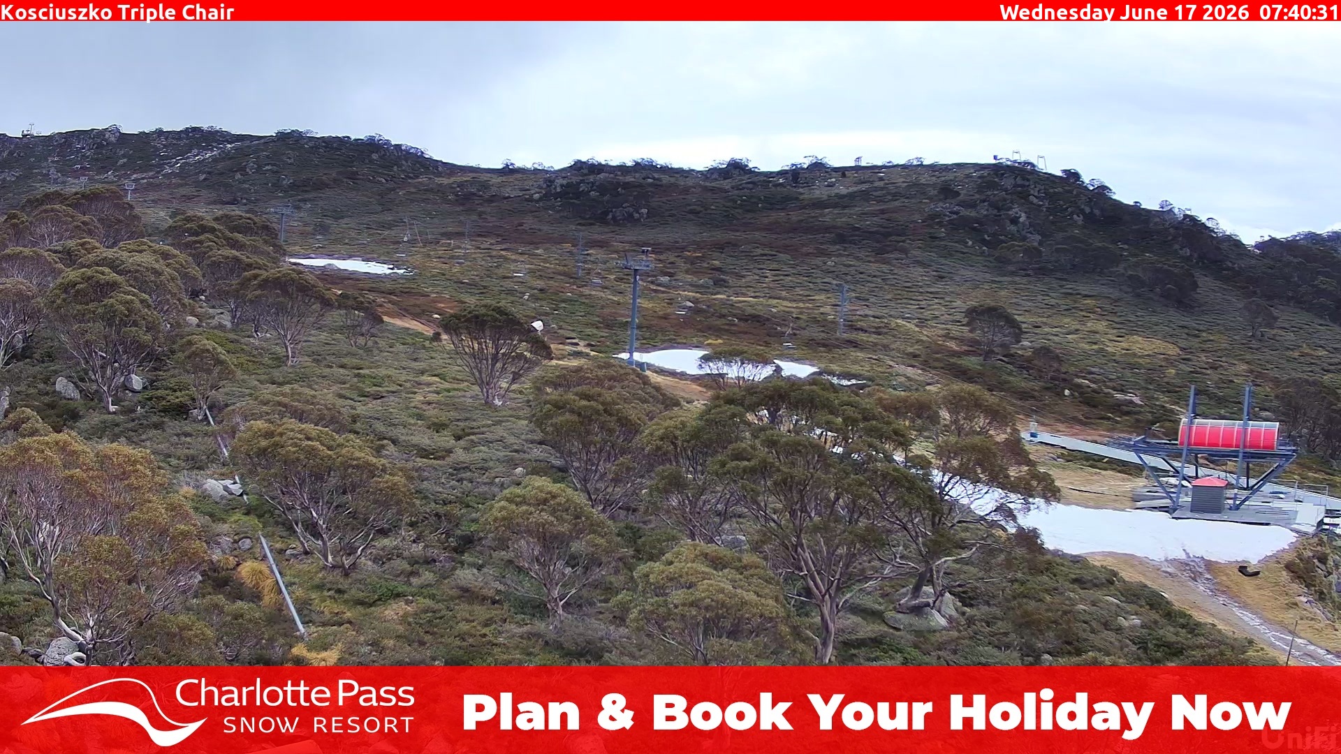 Charlotte Pass Kosciuszko Triple Chair snow cam captured at 16 June 2026, 9:42 pm