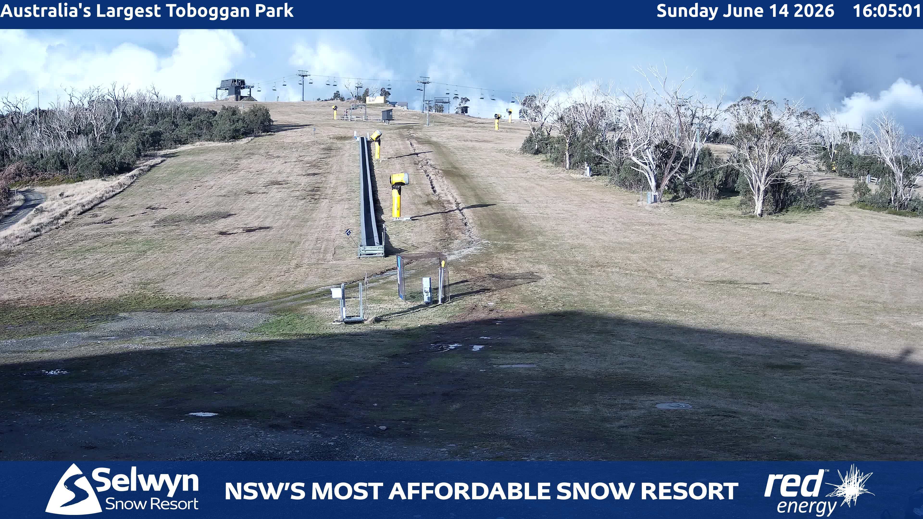 Selwyn Snow Resort Toboggan Park snow cam captured at 14 June 2026, 6:05 am