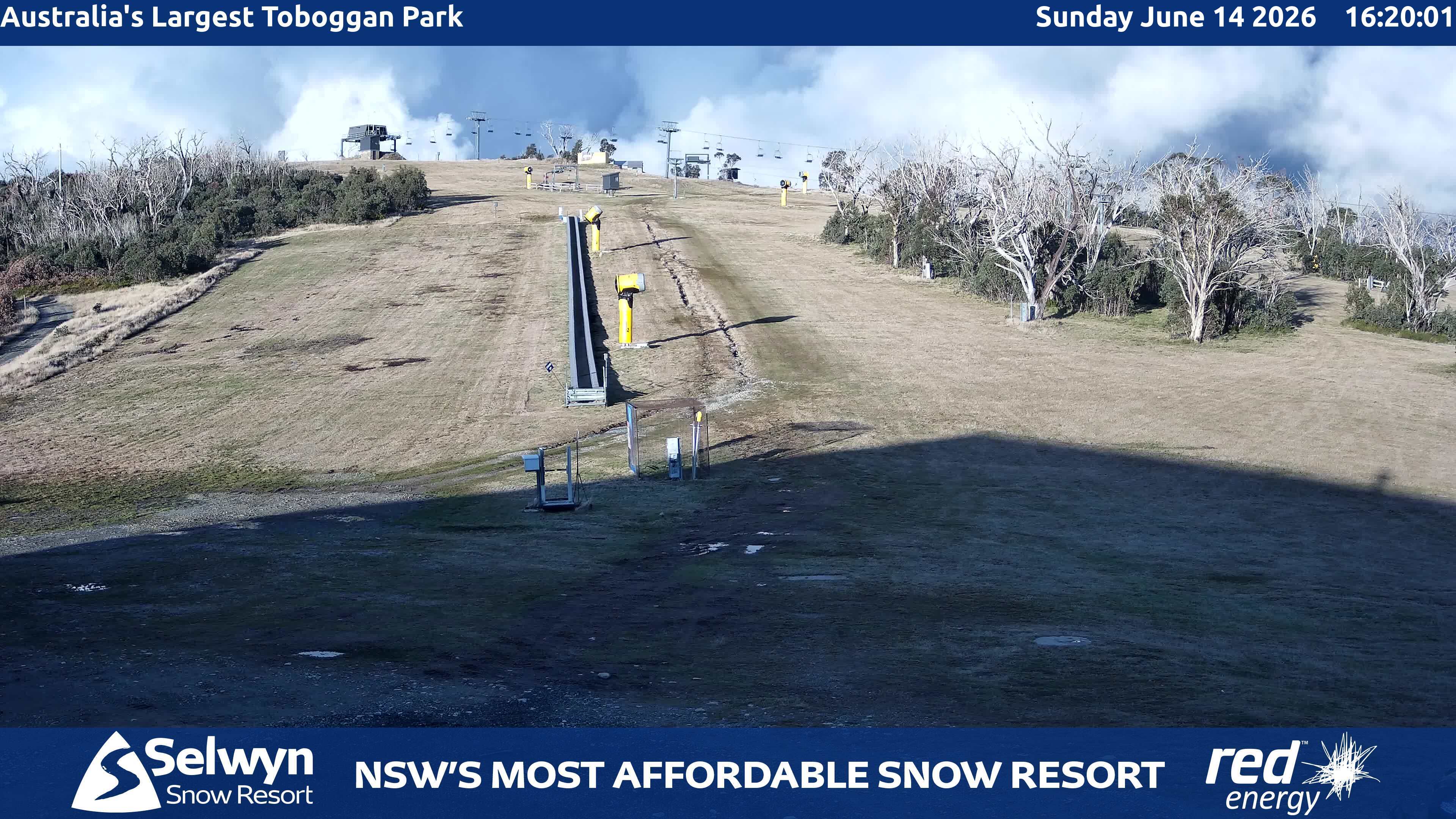 Selwyn Snow Resort Toboggan Park snow cam captured at 14 June 2026, 6:23 am