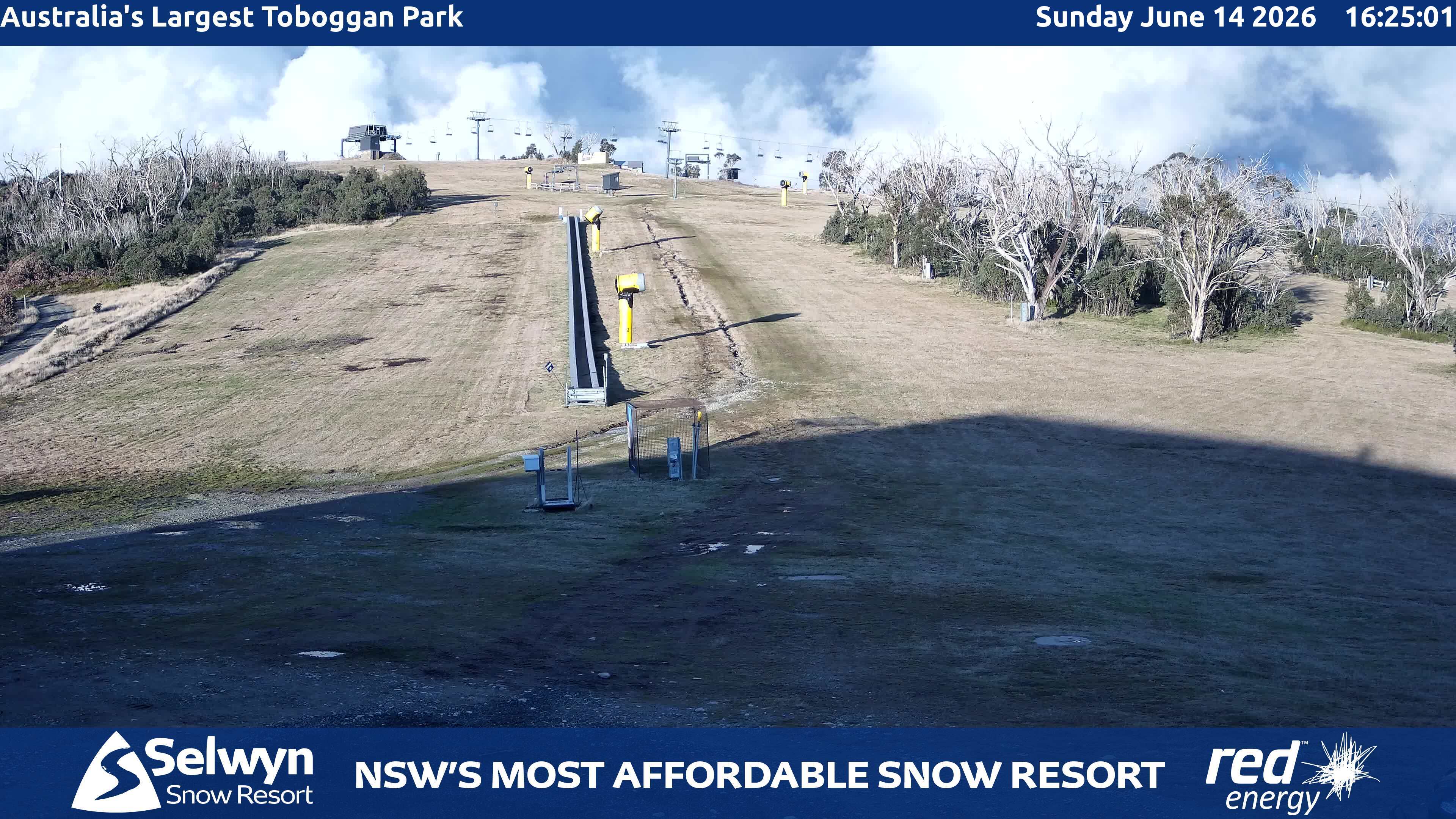 Selwyn Snow Resort Toboggan Park snow cam captured at 14 June 2026, 6:29 am