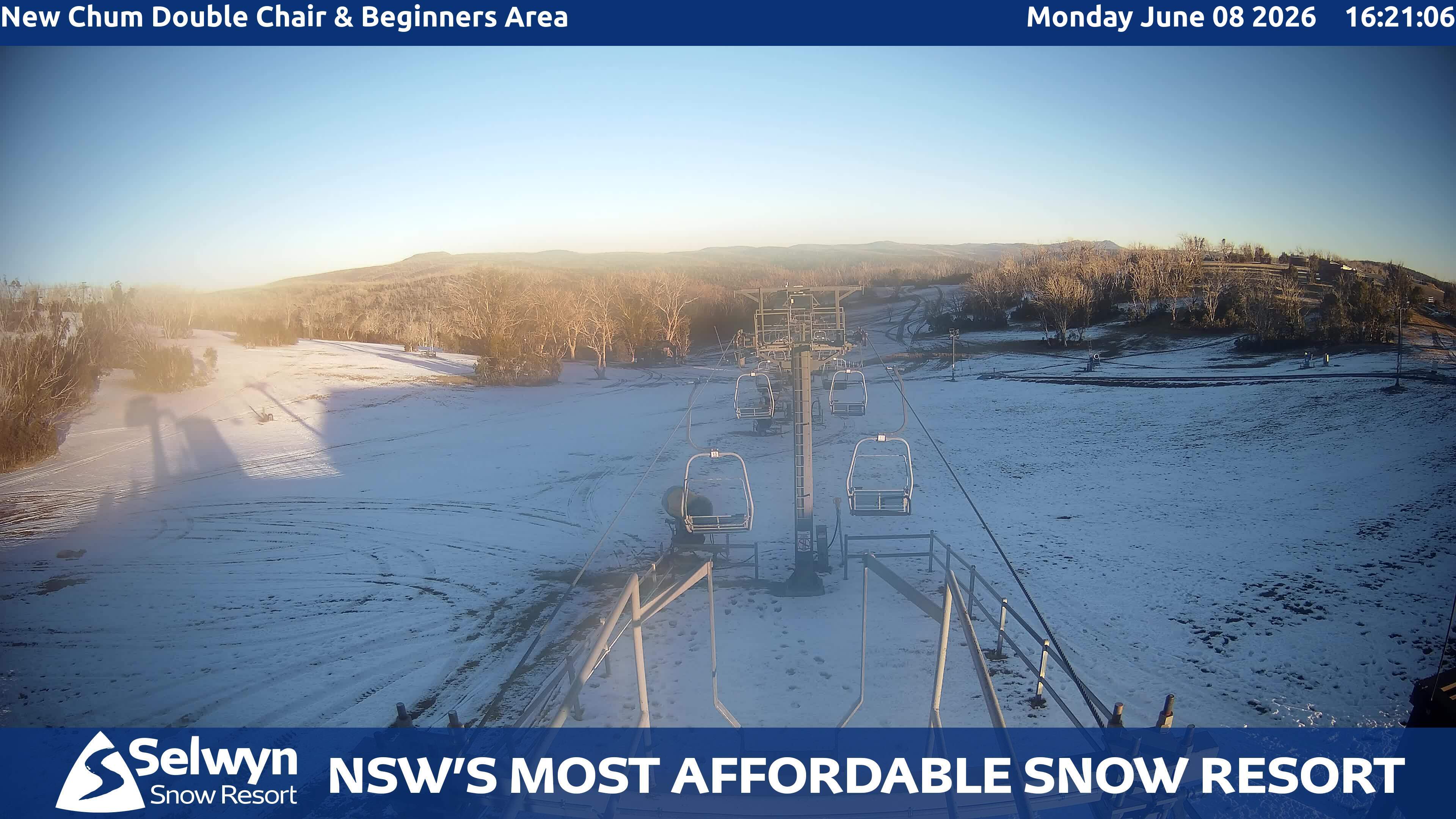 Selwyn Snow Resort New Chum Double Chair and Beginners Area snow cam captured at 8 June 2026, 6:25 am