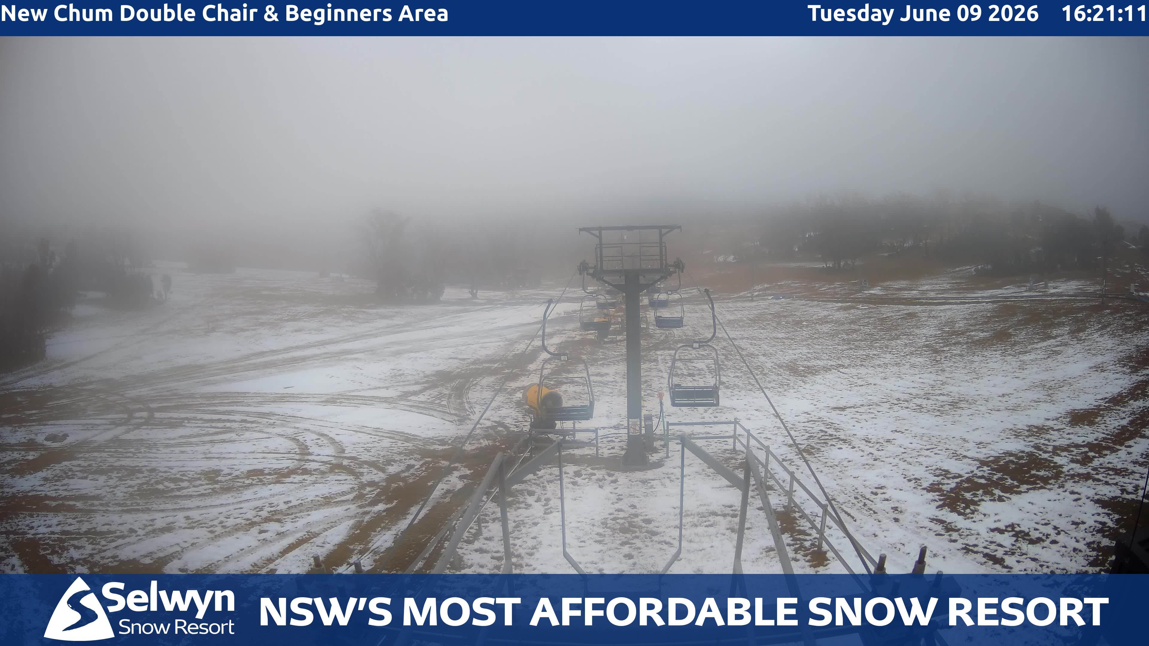 Selwyn Snow Resort New Chum Double Chair and Beginners Area snow cam captured at 9 June 2026, 6:22 am