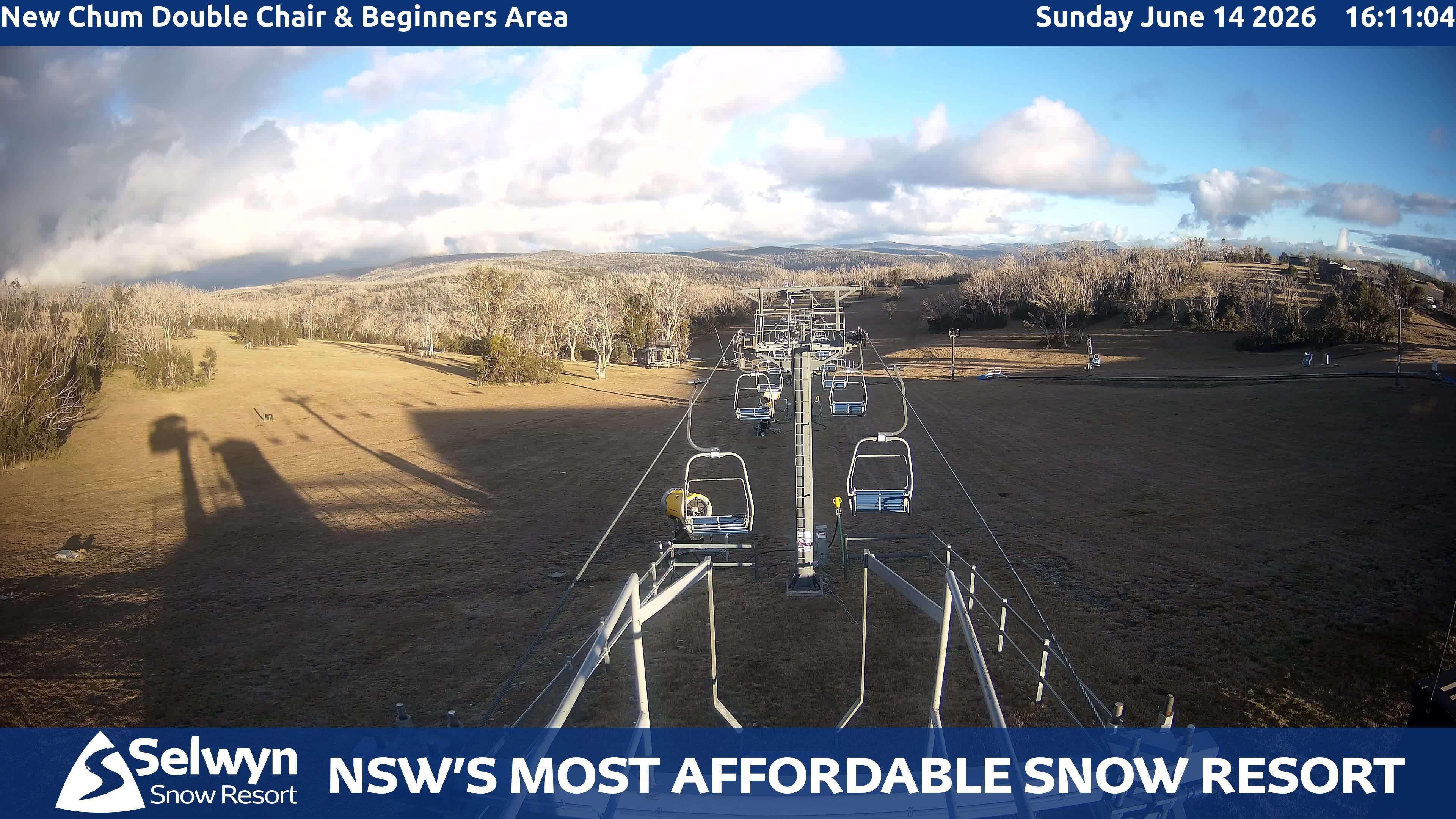 Selwyn Snow Resort New Chum Double Chair and Beginners Area snow cam captured at 14 June 2026, 6:11 am