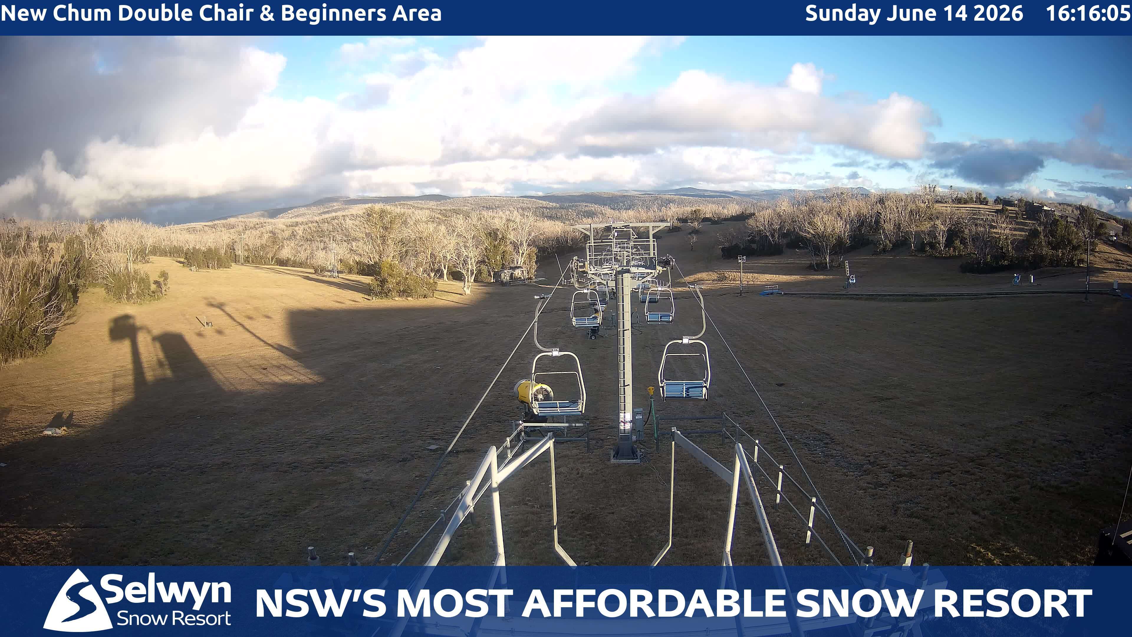Selwyn Snow Resort New Chum Double Chair and Beginners Area snow cam captured at 14 June 2026, 6:17 am